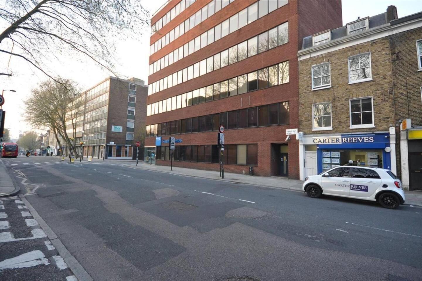 3-bed In King's Cross Apartment London