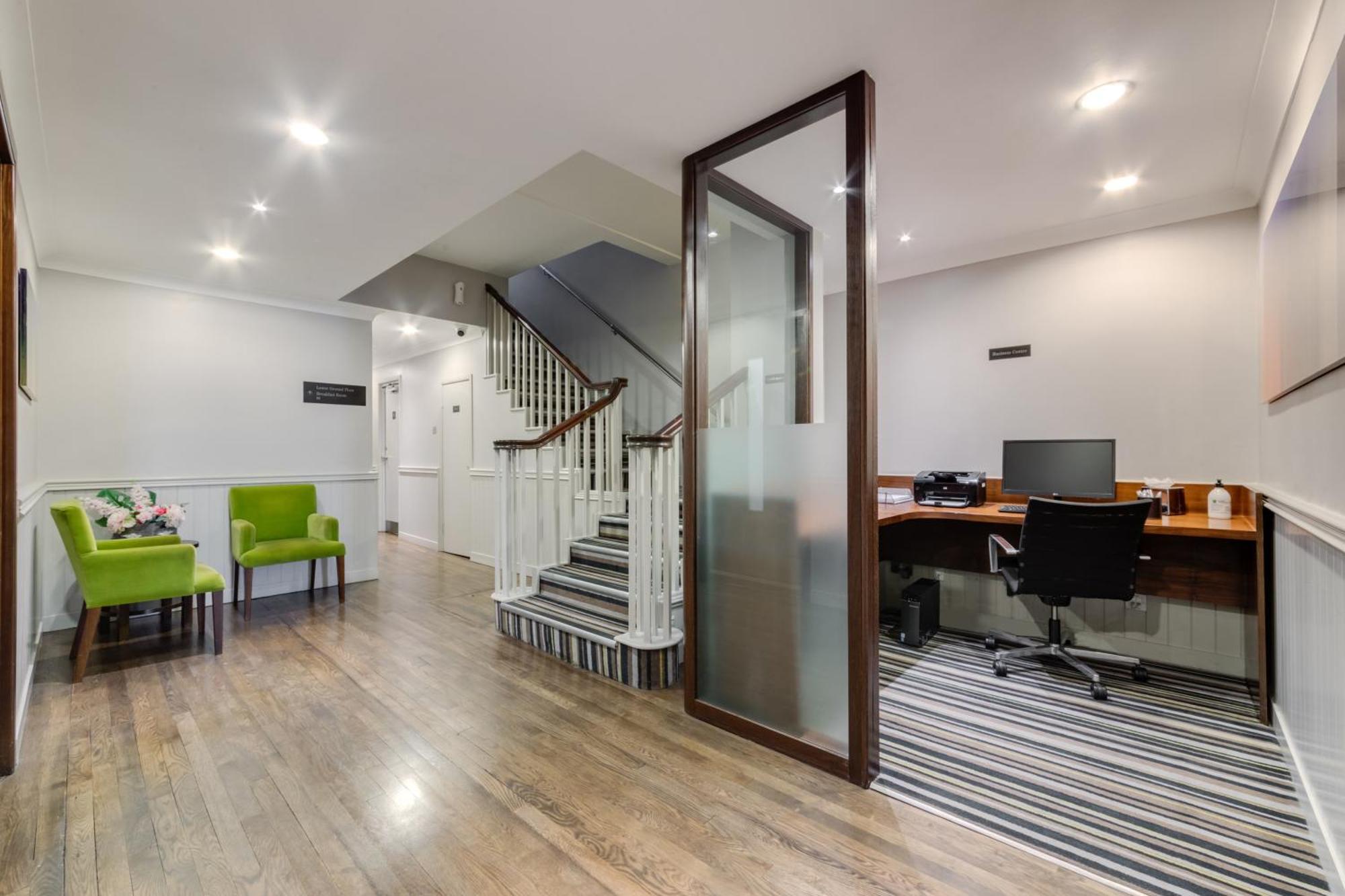 Western Mornington Hyde Park 4* London