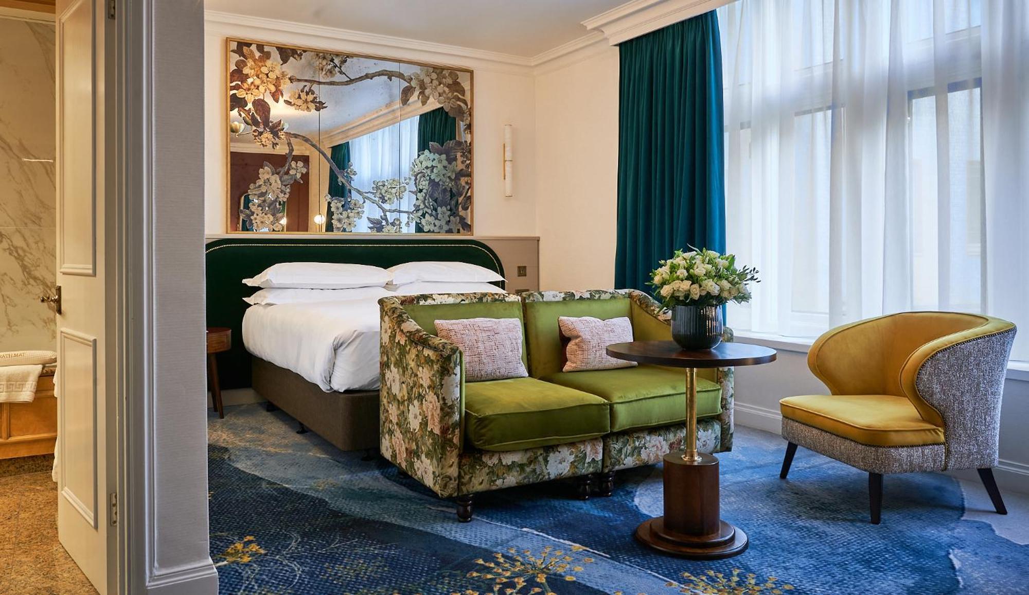 The Capital Hotel, & Townhouse 5*
