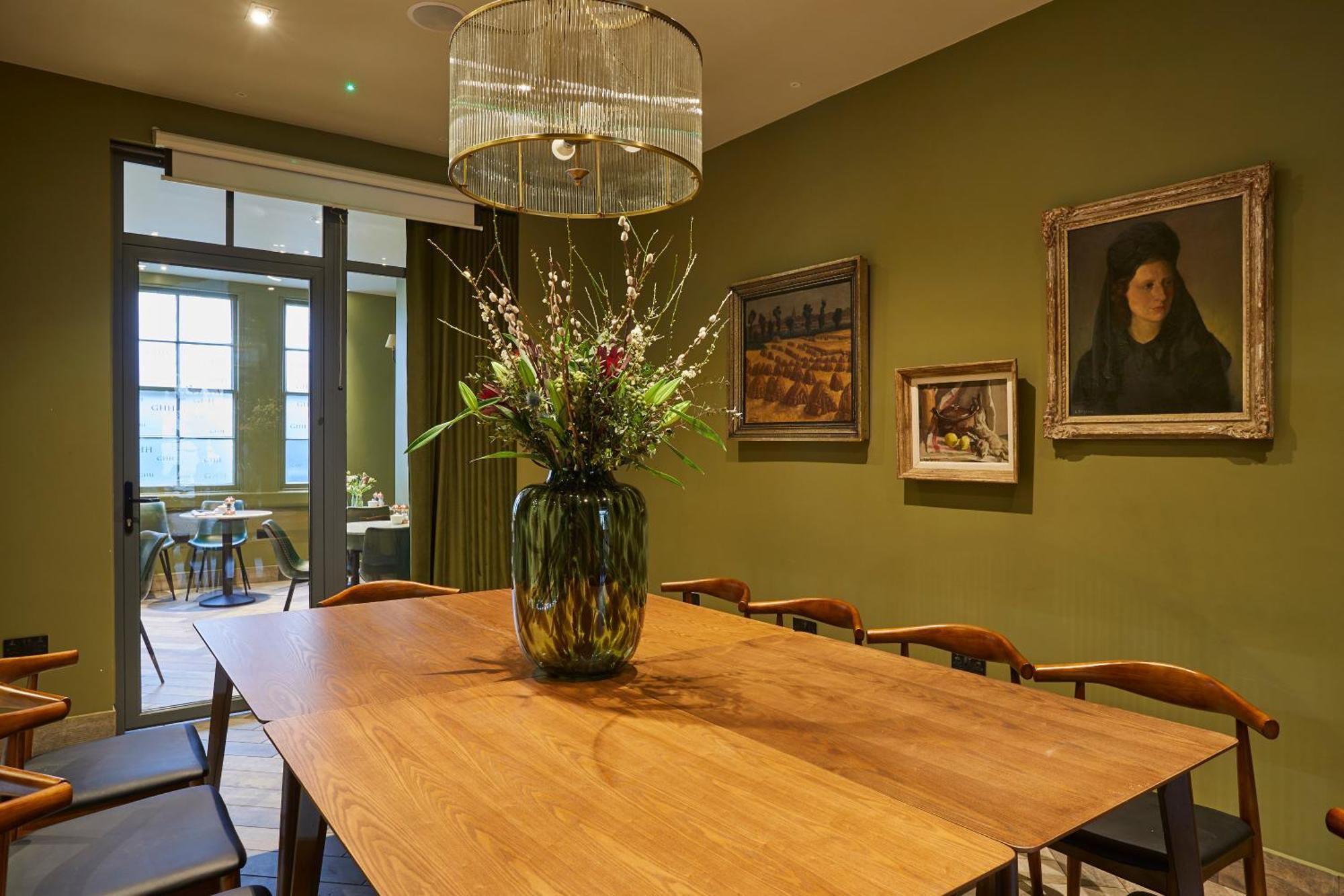 Hotel Georgian House 4*