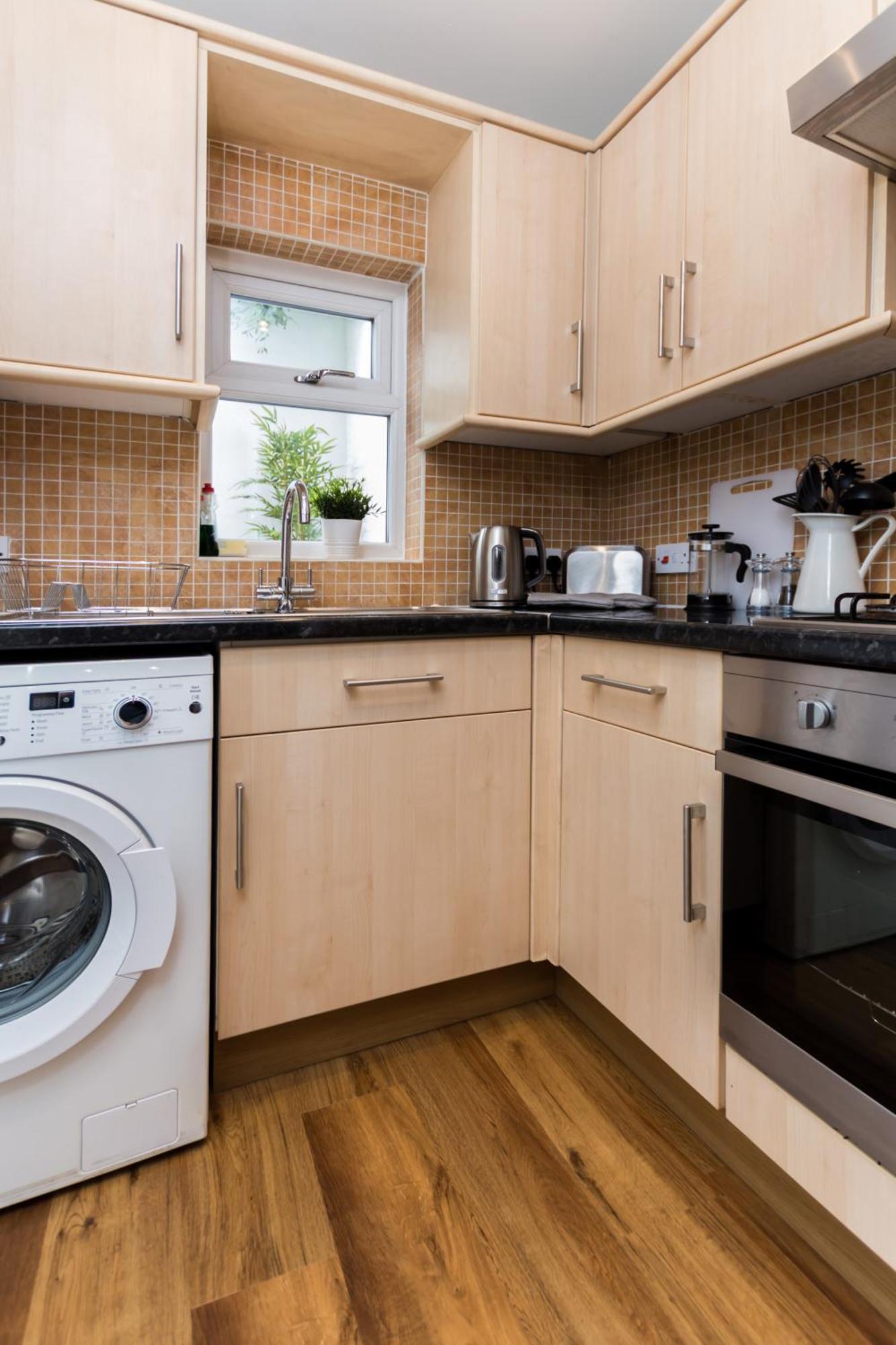 Vibrant 1br Apt Wprivate Decked Garden, Fast Wifi Apartamento Londres