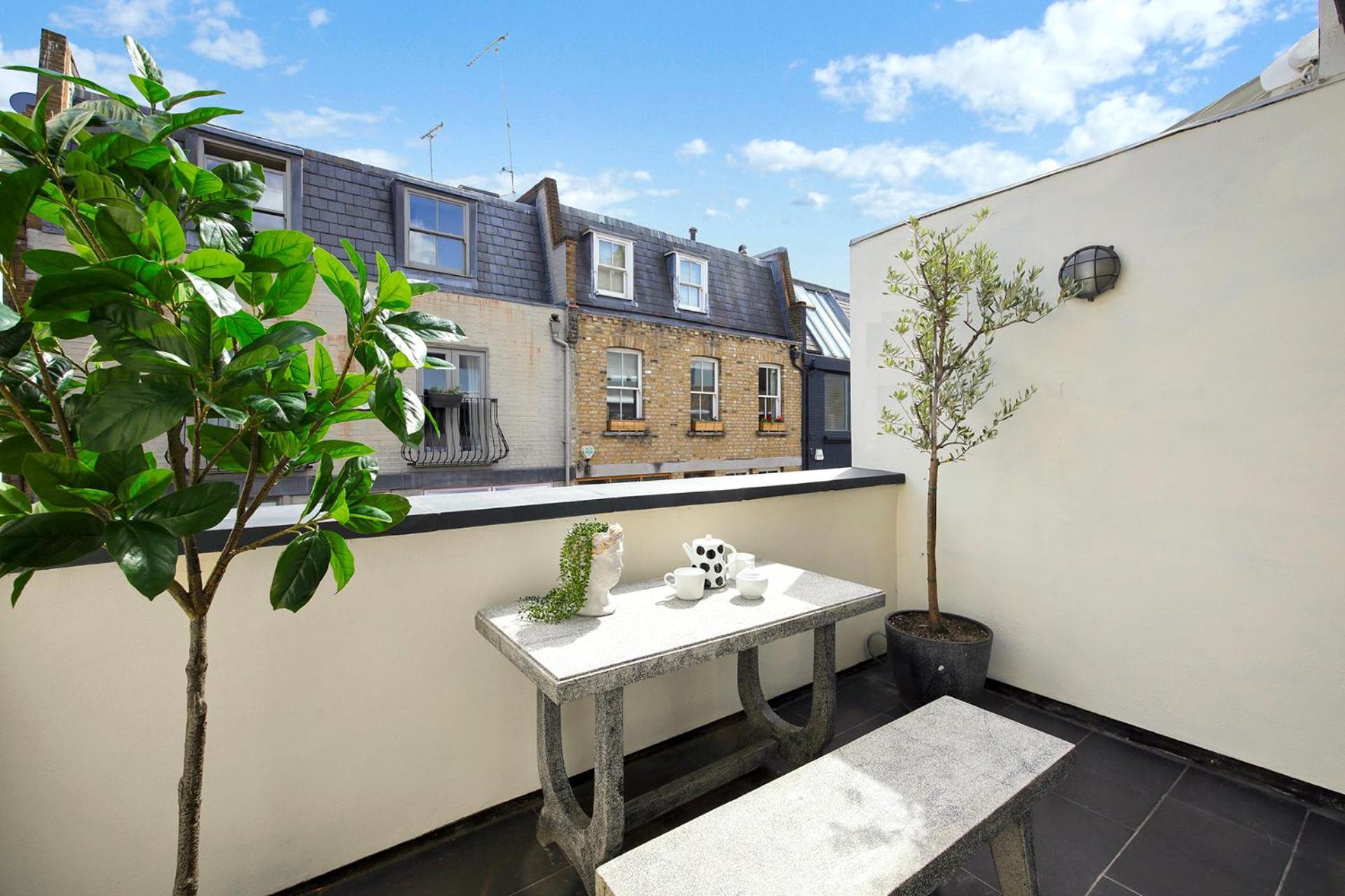 3 Bdrm Notting Hill Mews House - 2 Balconies Ferienhaus