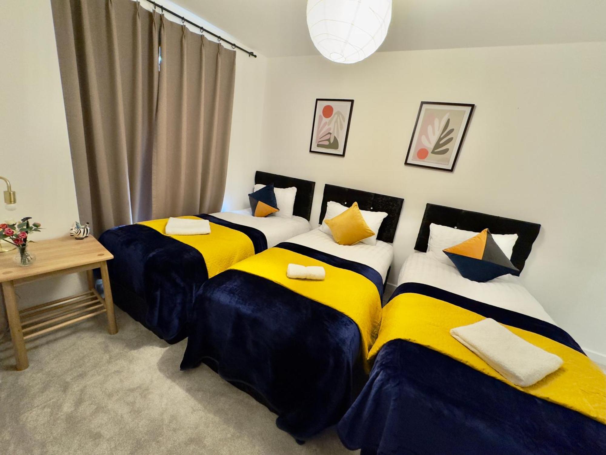 Apartment Tower Bridge London, 2 Bedrooms, Reception, Kitchen, Parking London