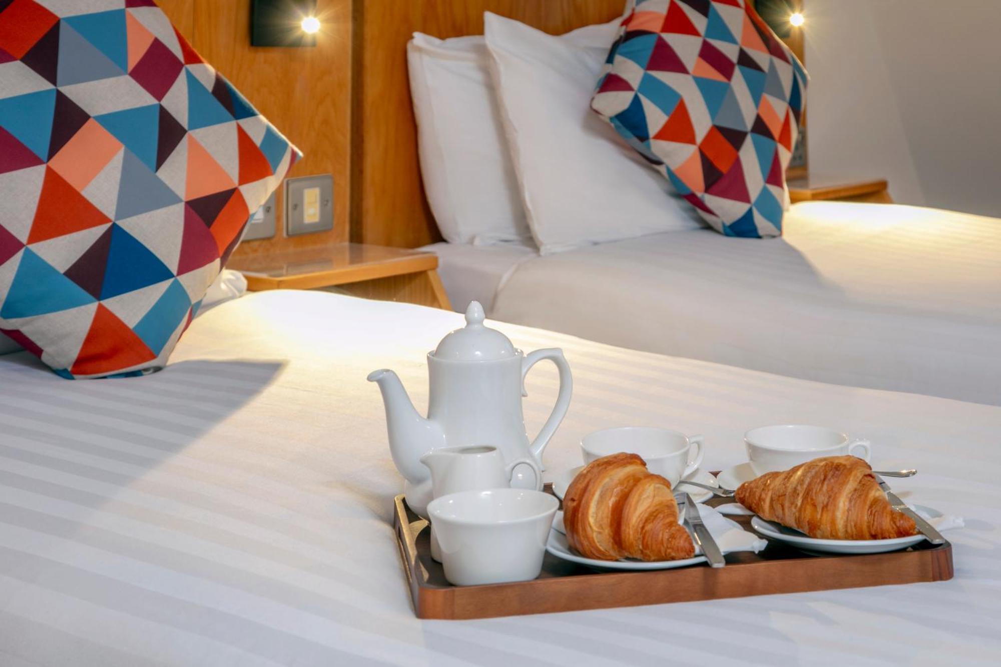 Queensway Hotel, Sure Collection By Western Hotel London