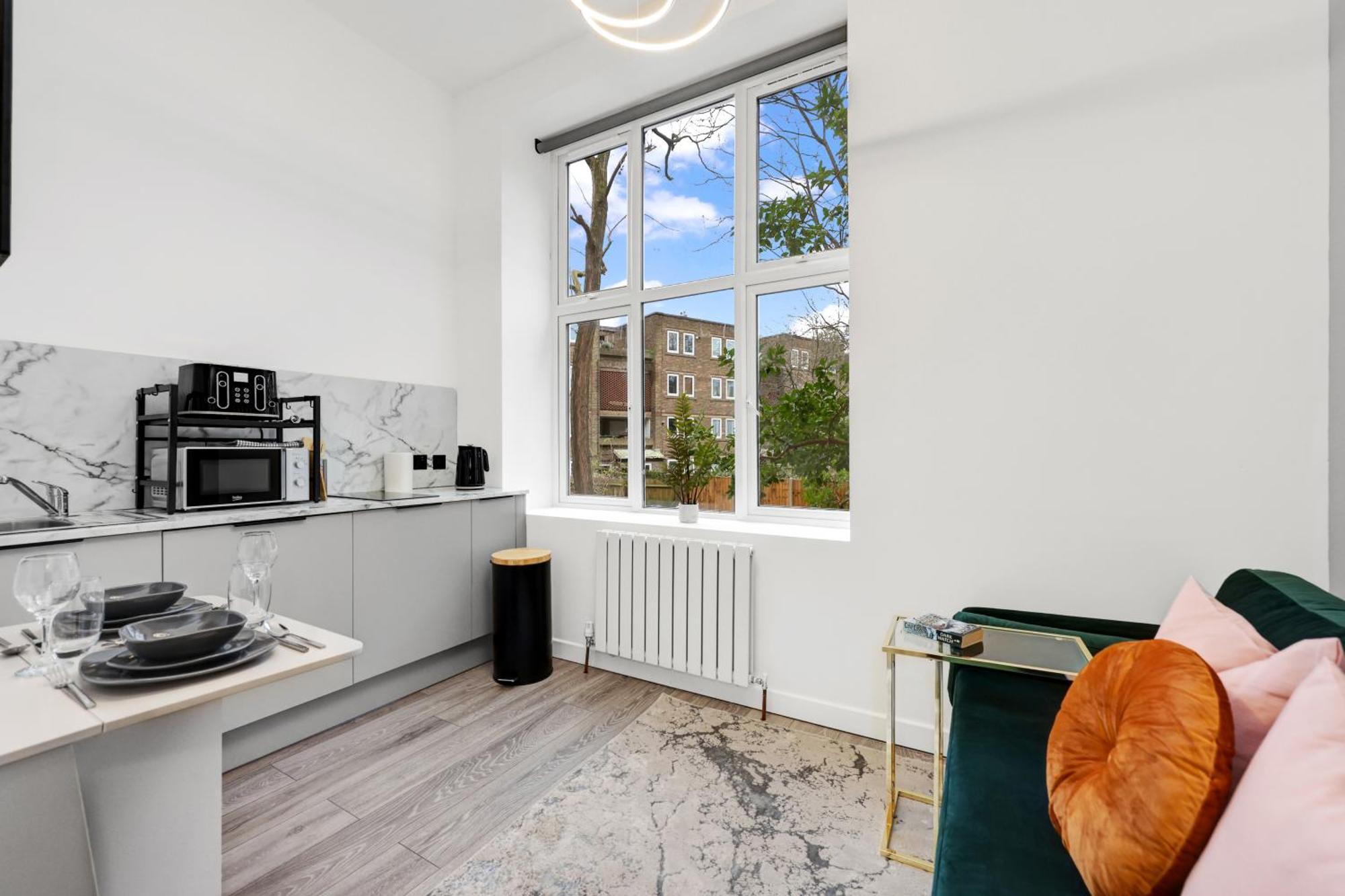 Hilldrop Short Term & Flexible Renting Islington With Free Wifi, Parking & Garden Apartment London