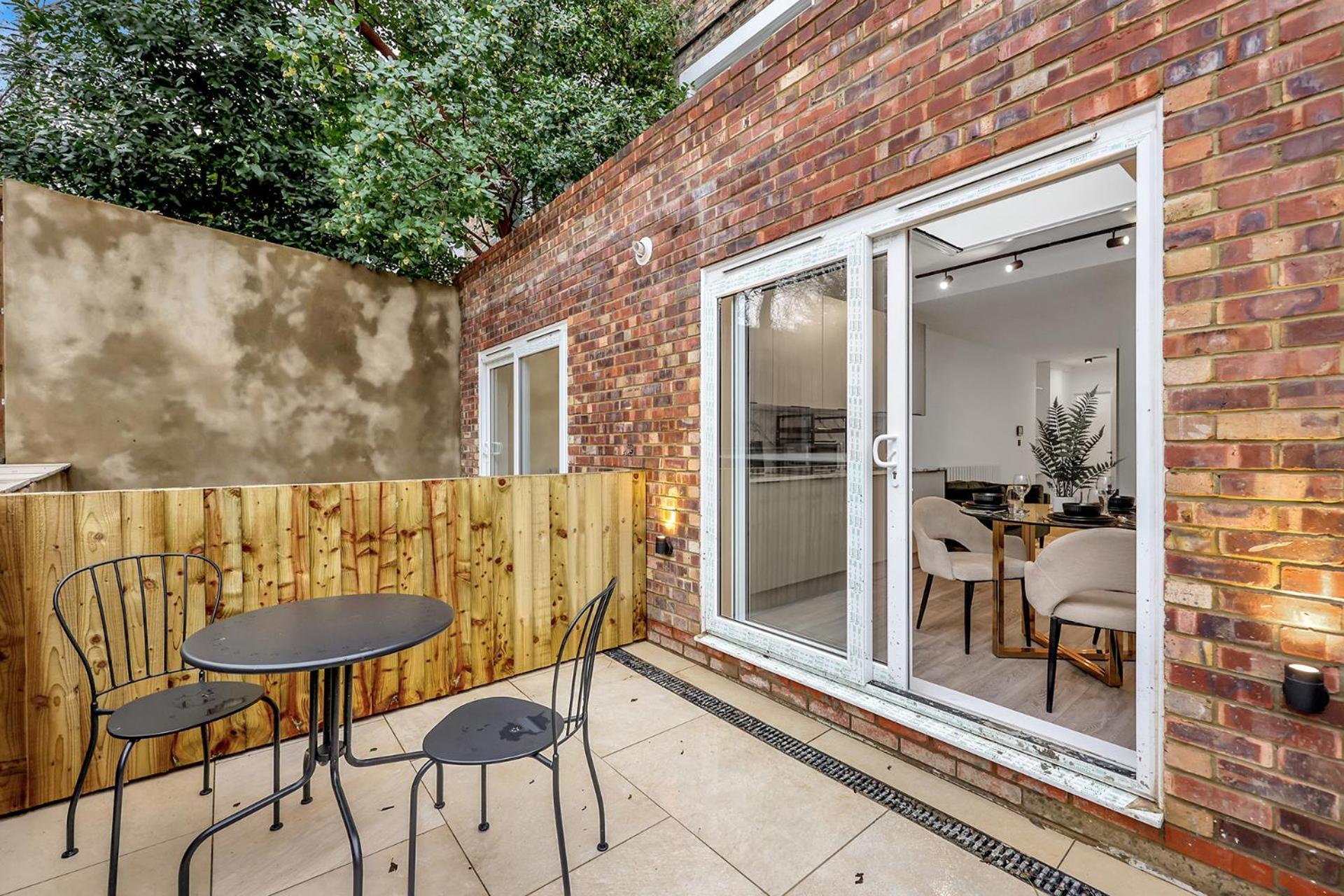 Apartment Hilldrop Short Term & Flexible Renting Islington With Free Wifi, Parking & Garden *