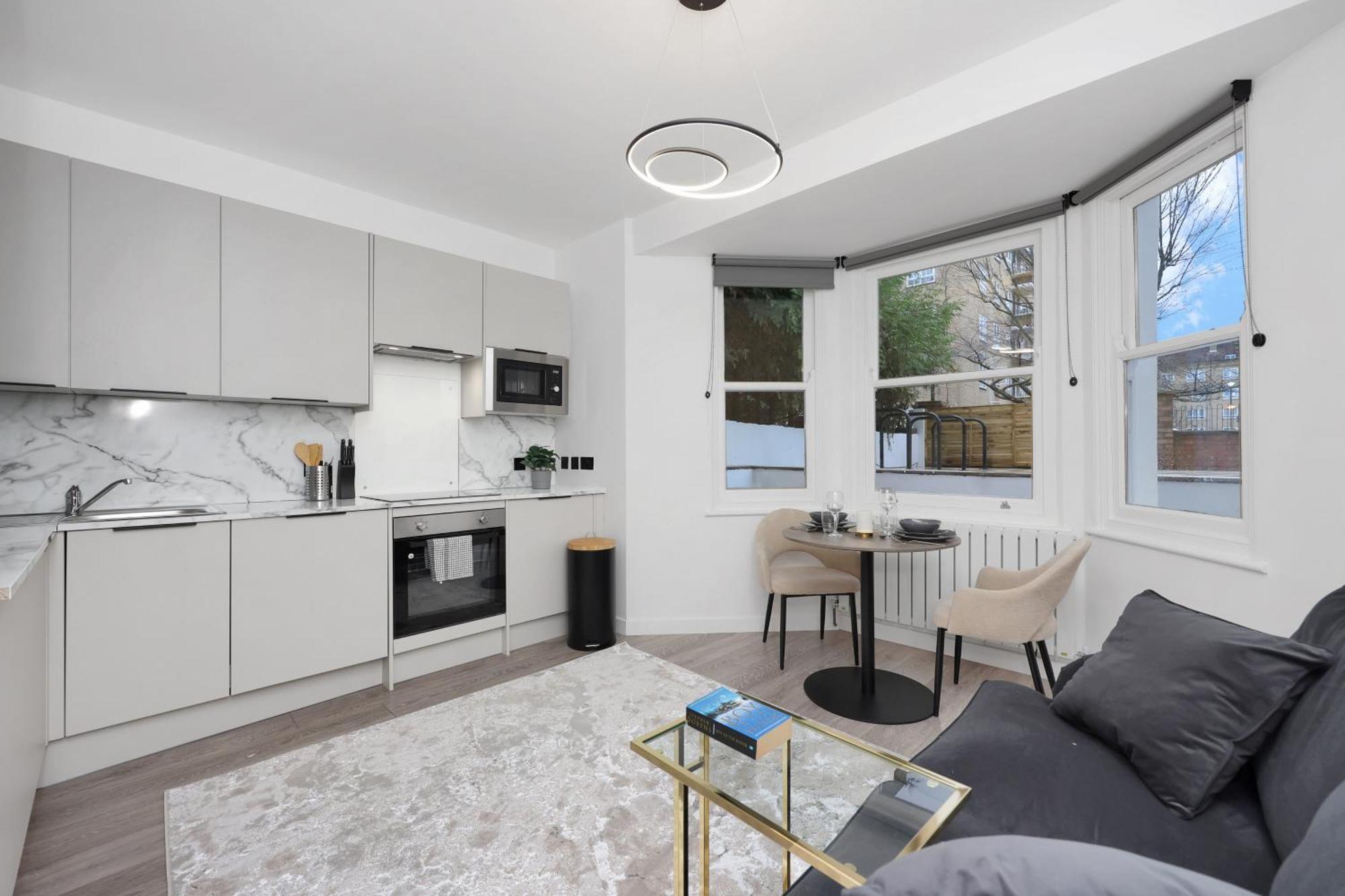 Hilldrop Short Term & Flexible Renting Islington With Free Wifi, Parking & Garden Apartment London