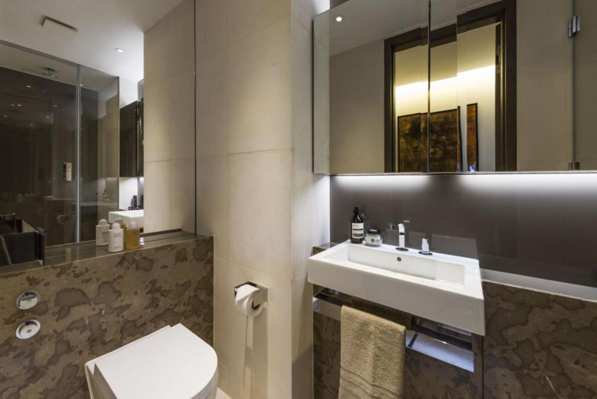 Subpenthouse Sleeps 6, Stunning Views Of Tower Bridge! *