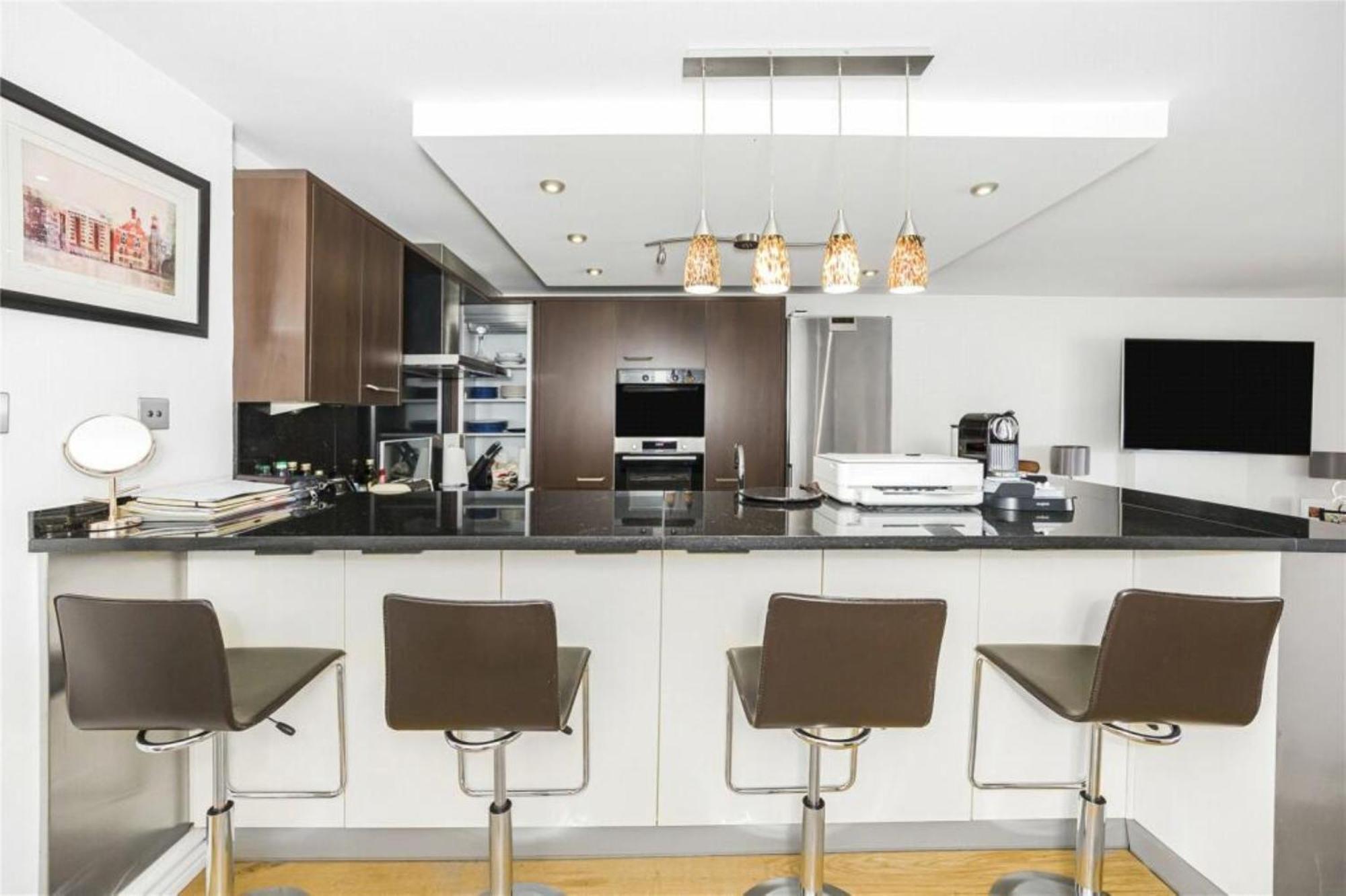 Subpenthouse Sleeps 6, Stunning Views Of Tower Bridge! London
