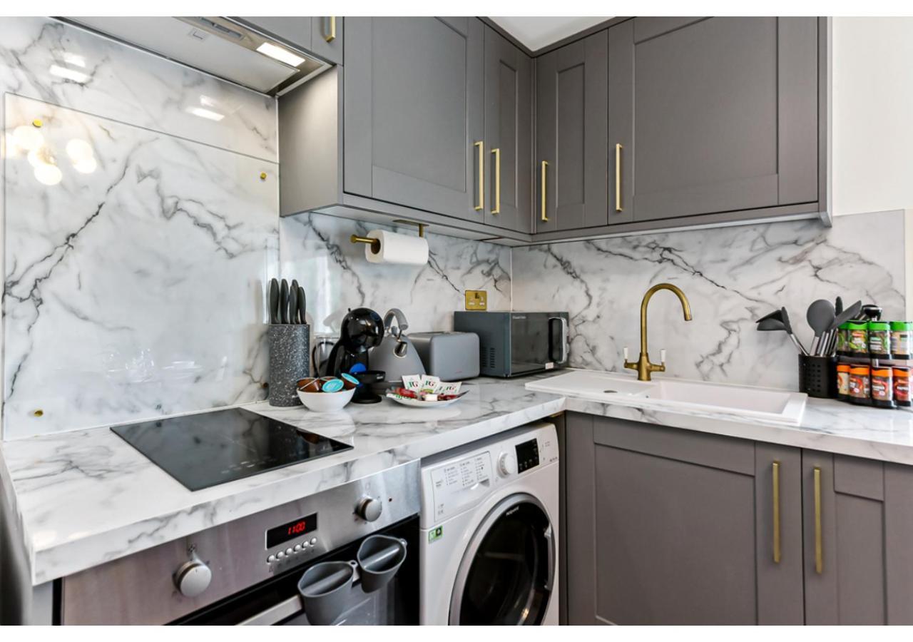 Apartamento Cozy Bliss Escape: Family - Friendly Getaway