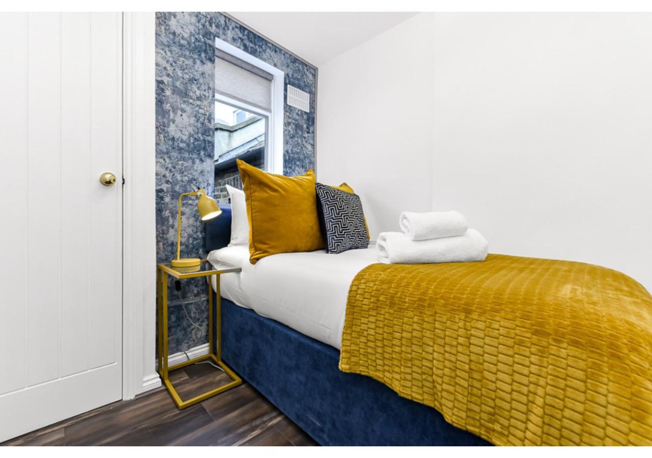 Apartamento Cozy Bliss Escape: Family - Friendly Getaway Londres