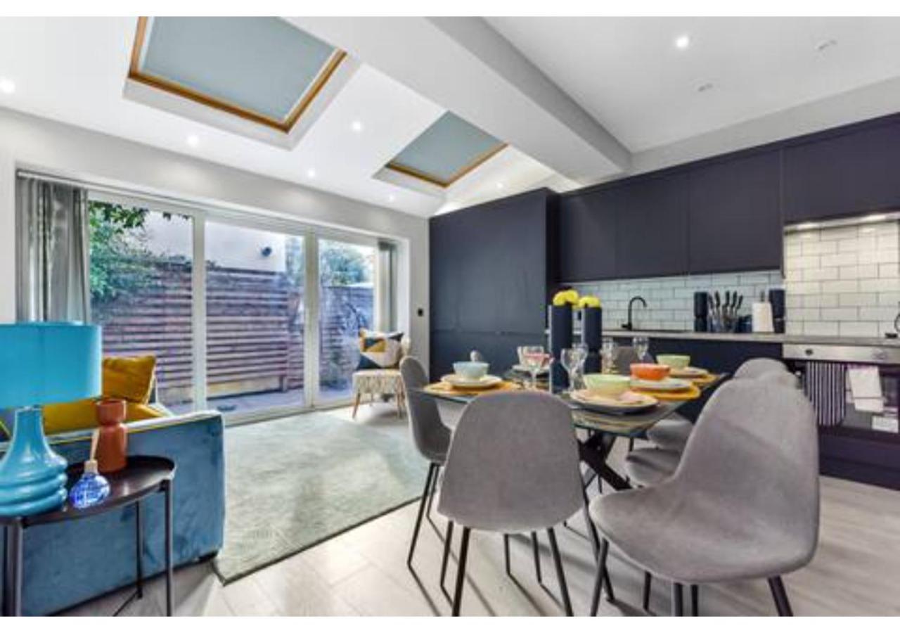 Three Bedroom - Perfect For Large Groups Apartment