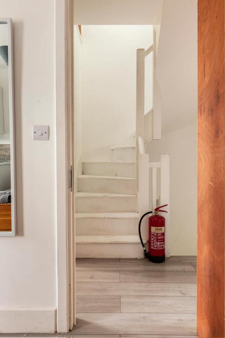 Double Edmonton Green, N9 Homestay