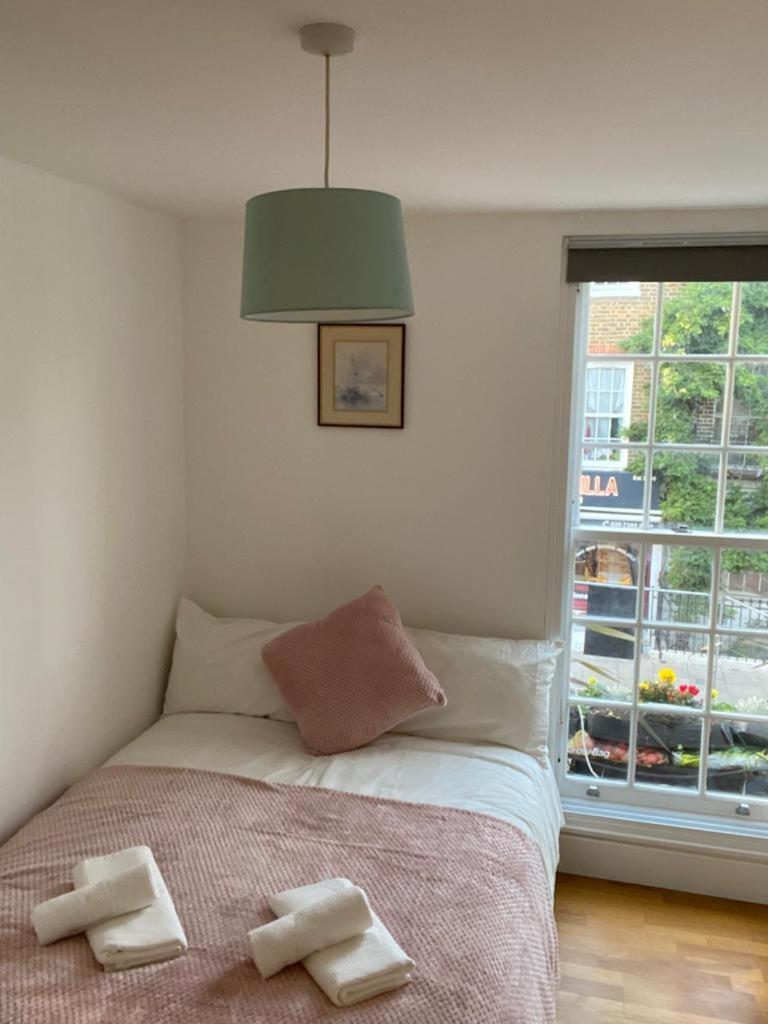 Private In Euston, * London