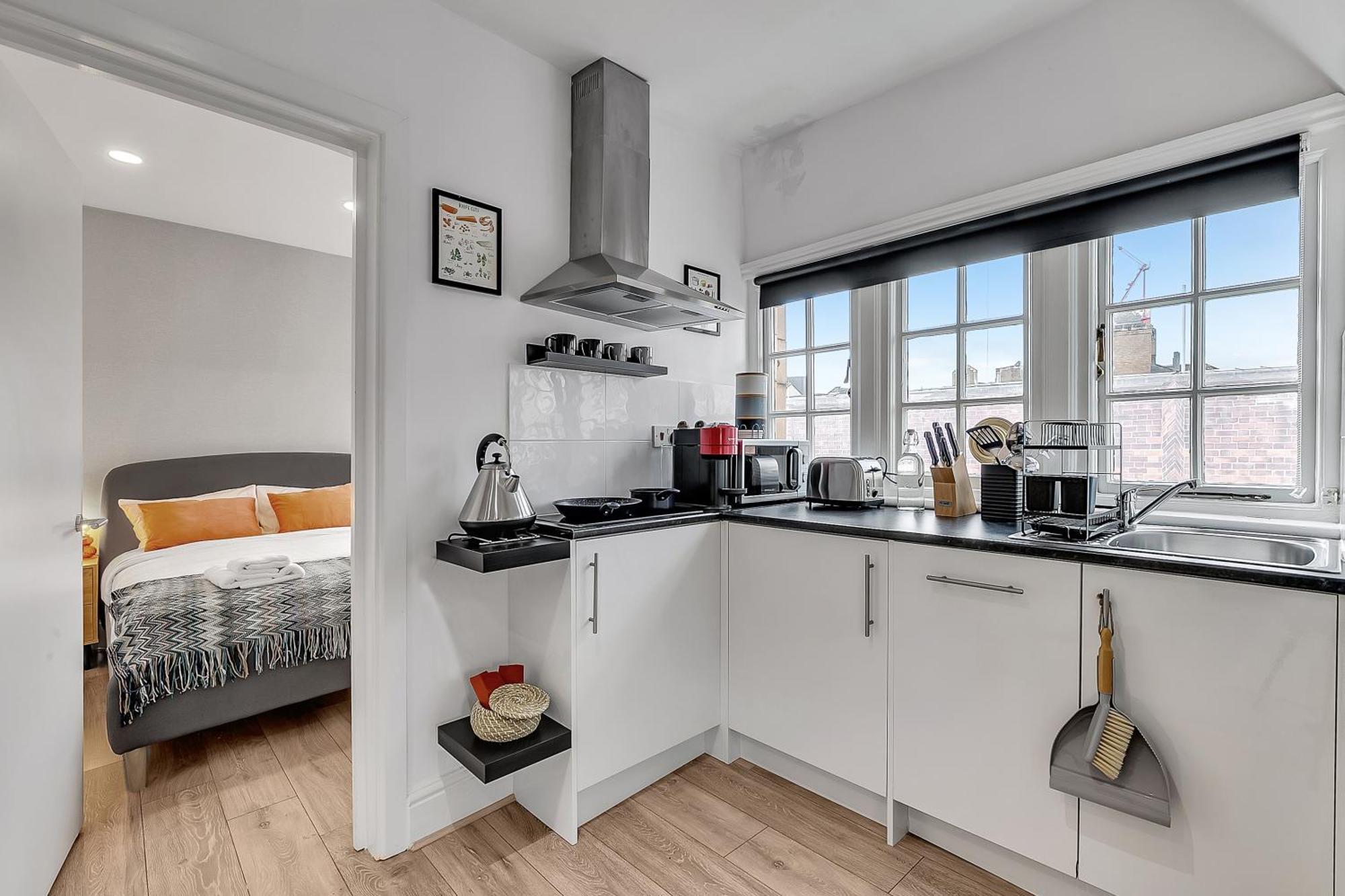 Lovely Kensington Apartment