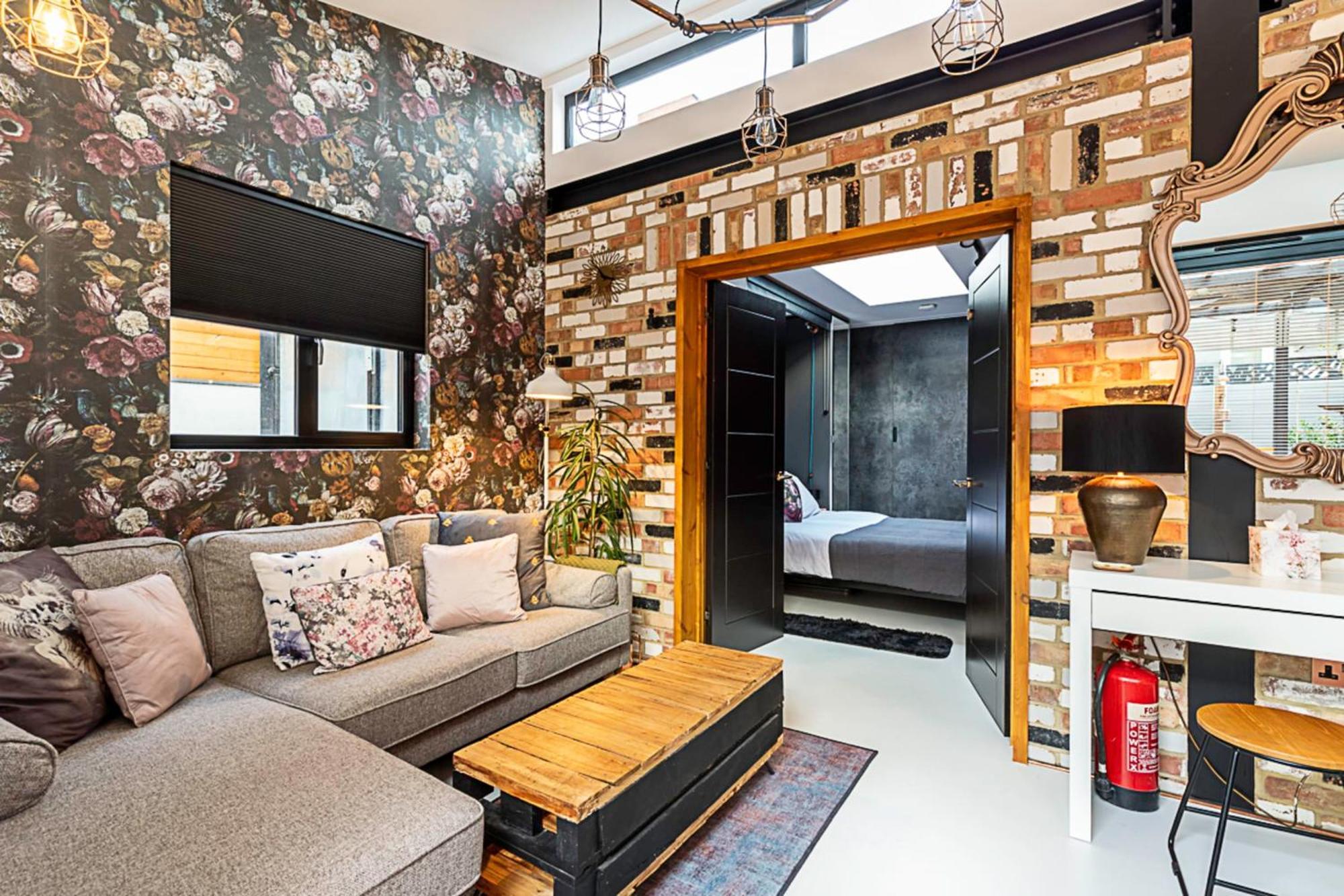 Scarlett Heart In Golders Green Holiday home