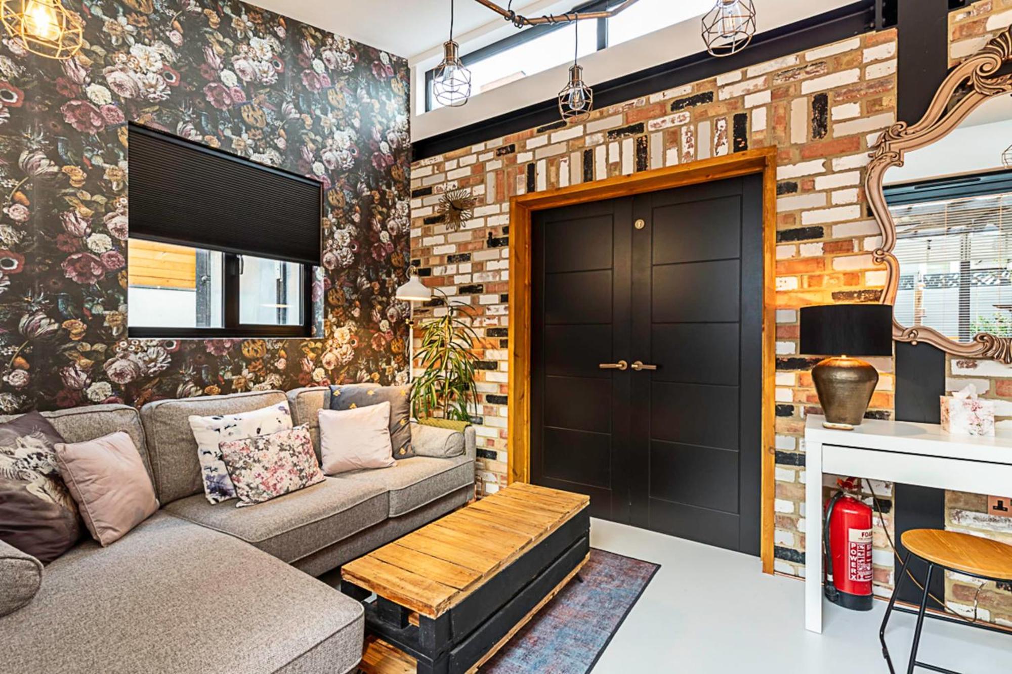 Scarlett Heart In Golders Green Holiday home