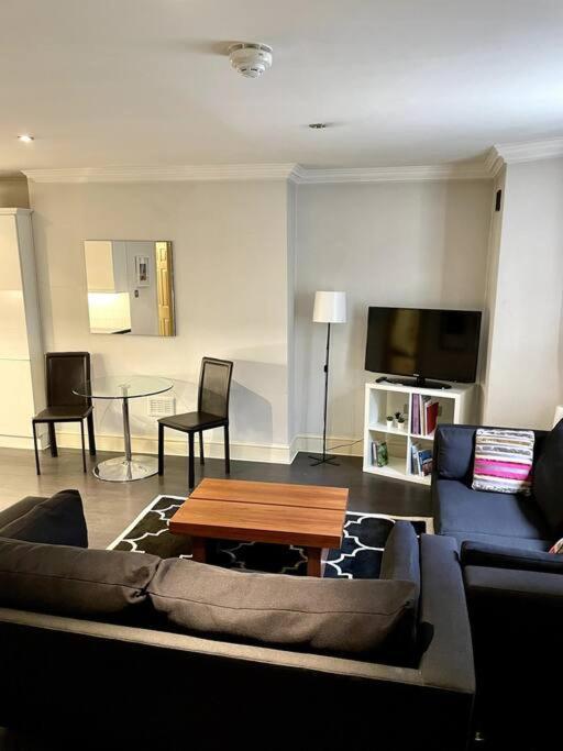 Large Studio In Central London,near Hyde Park London
