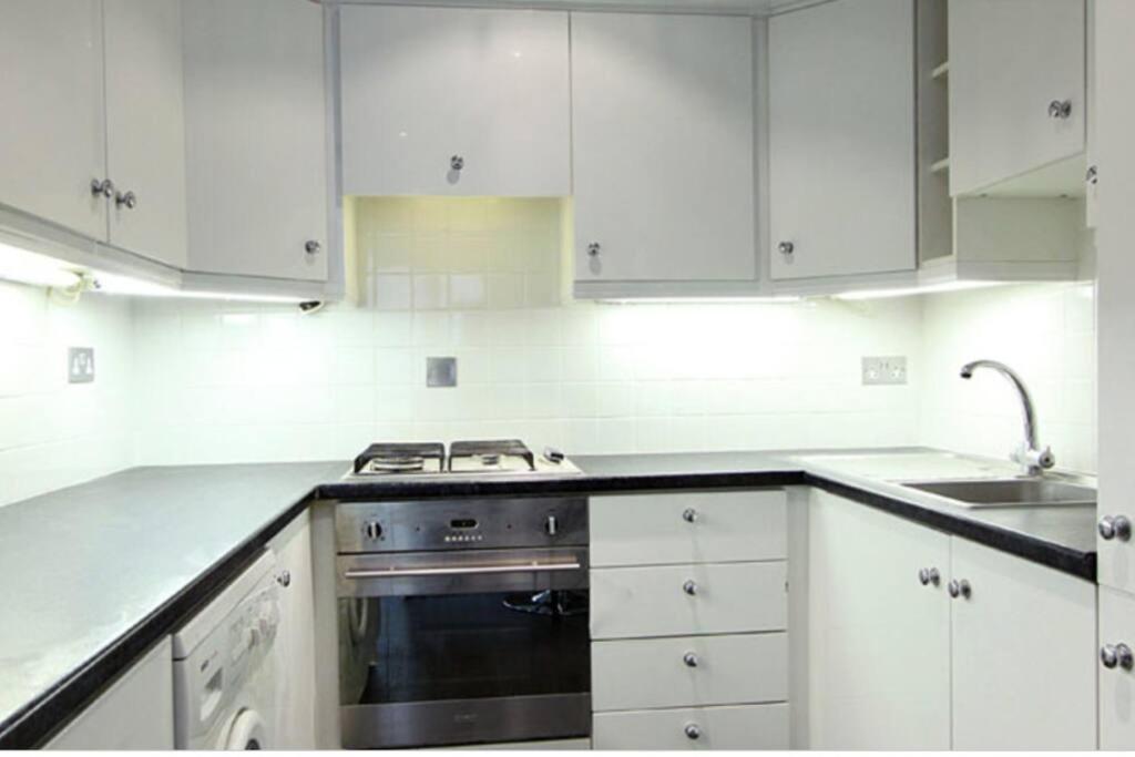 Apartment Large Studio In Central London,near Hyde Park London