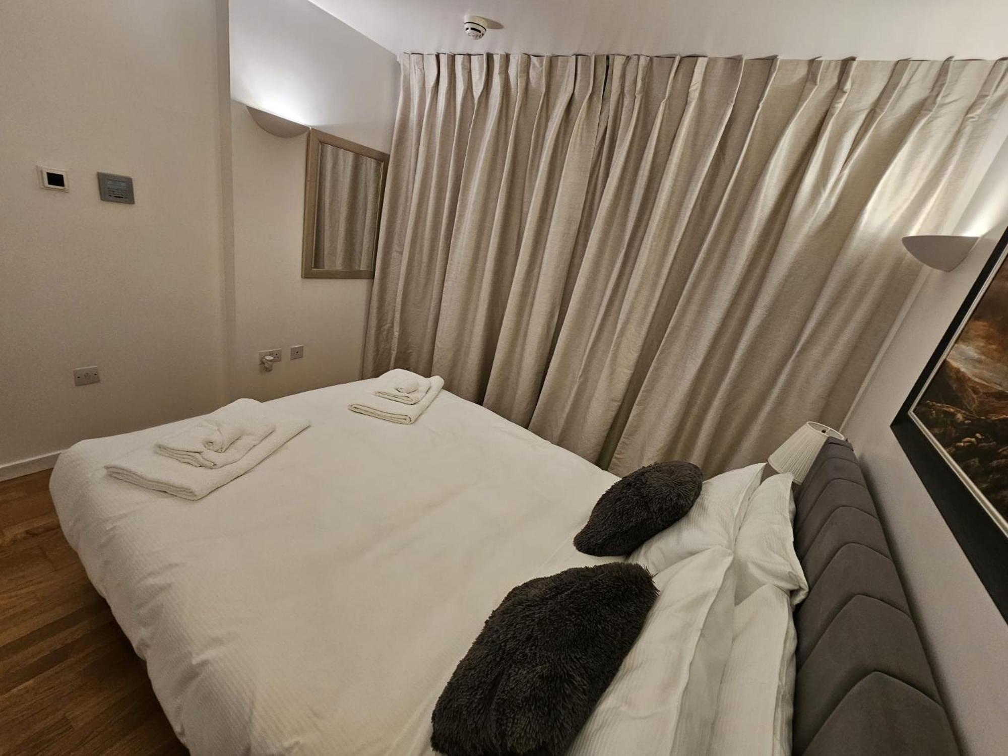 Apartment Luxury In Canary Wharf