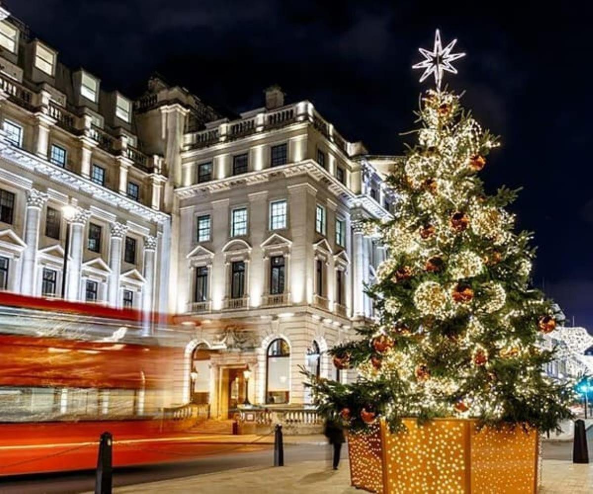 Park Lane Large Luxury Sleeps 6 London