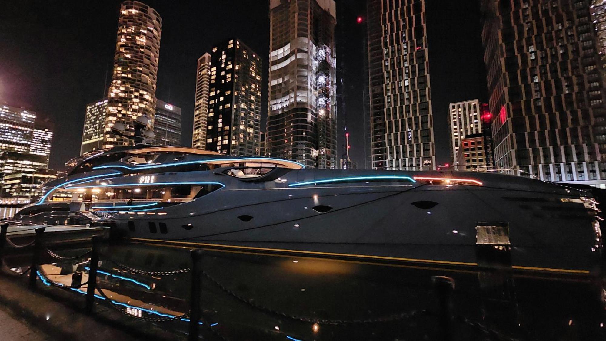 Luxury In Canary Wharf *