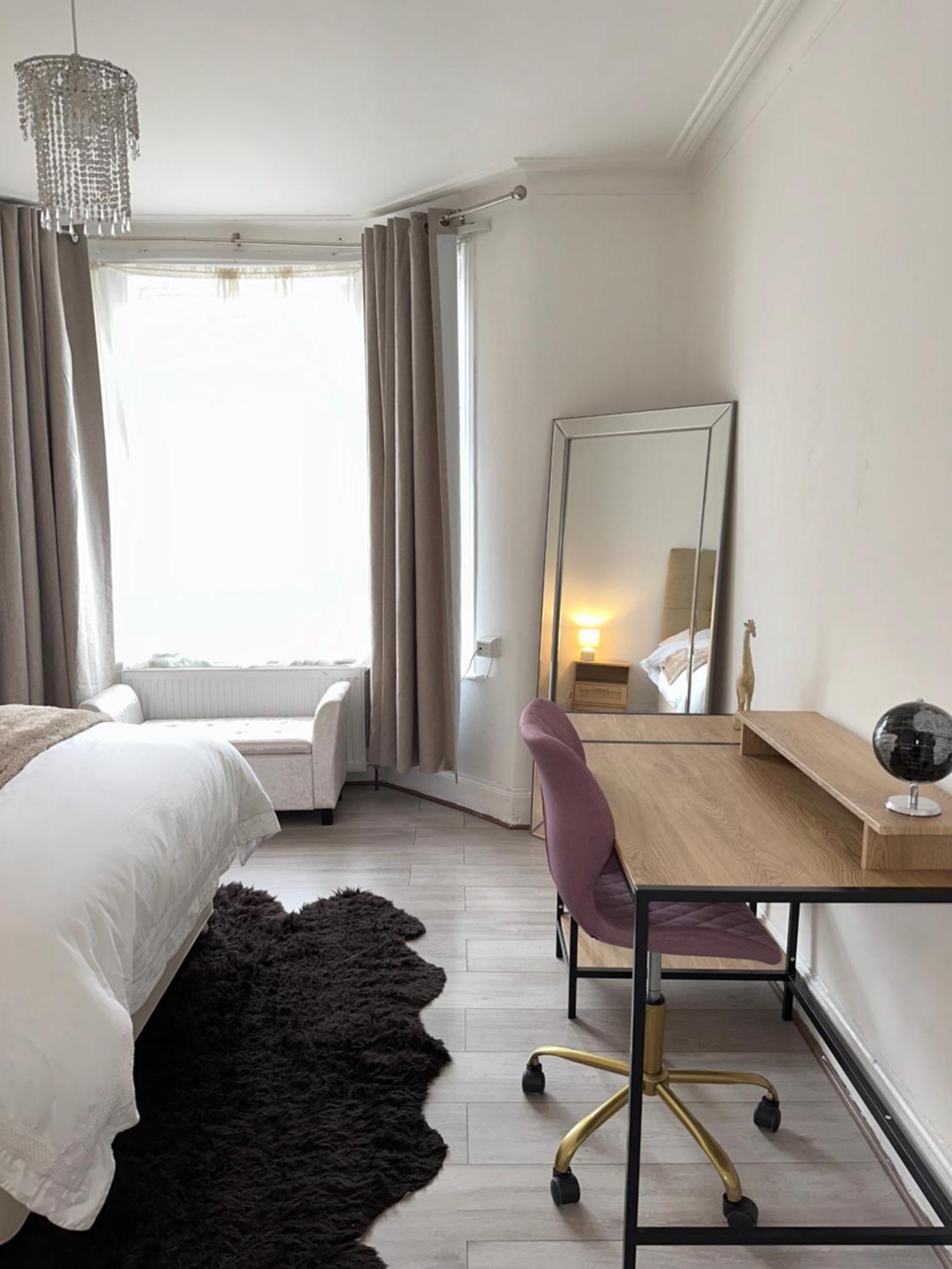 Artistic Two Bedroom Apartamento