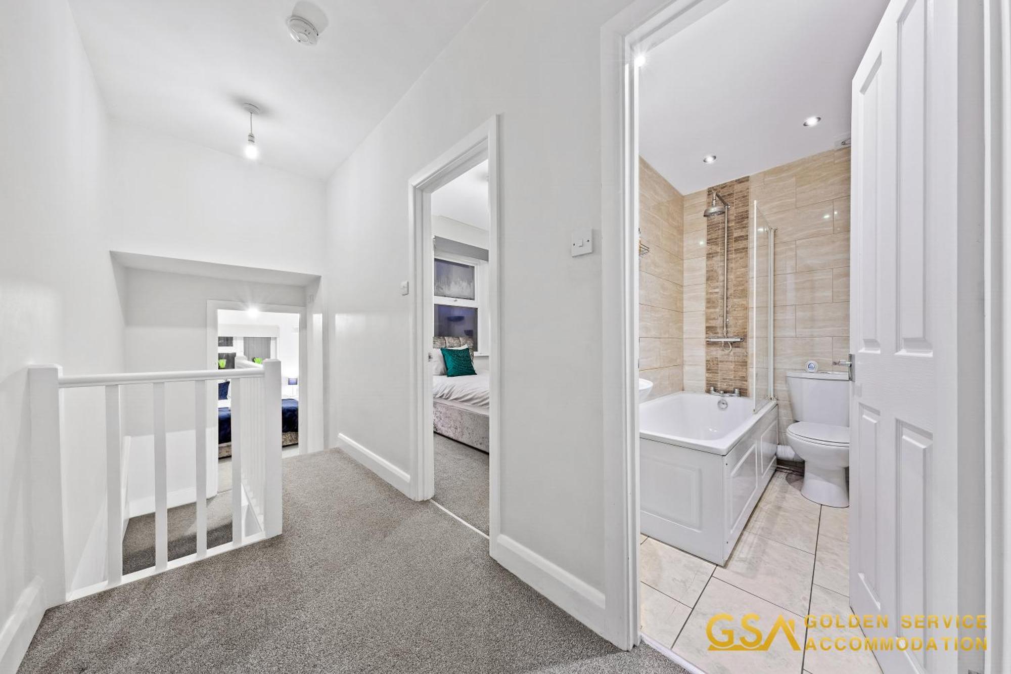 3 Bed In Forest Gate - Waltham Forest