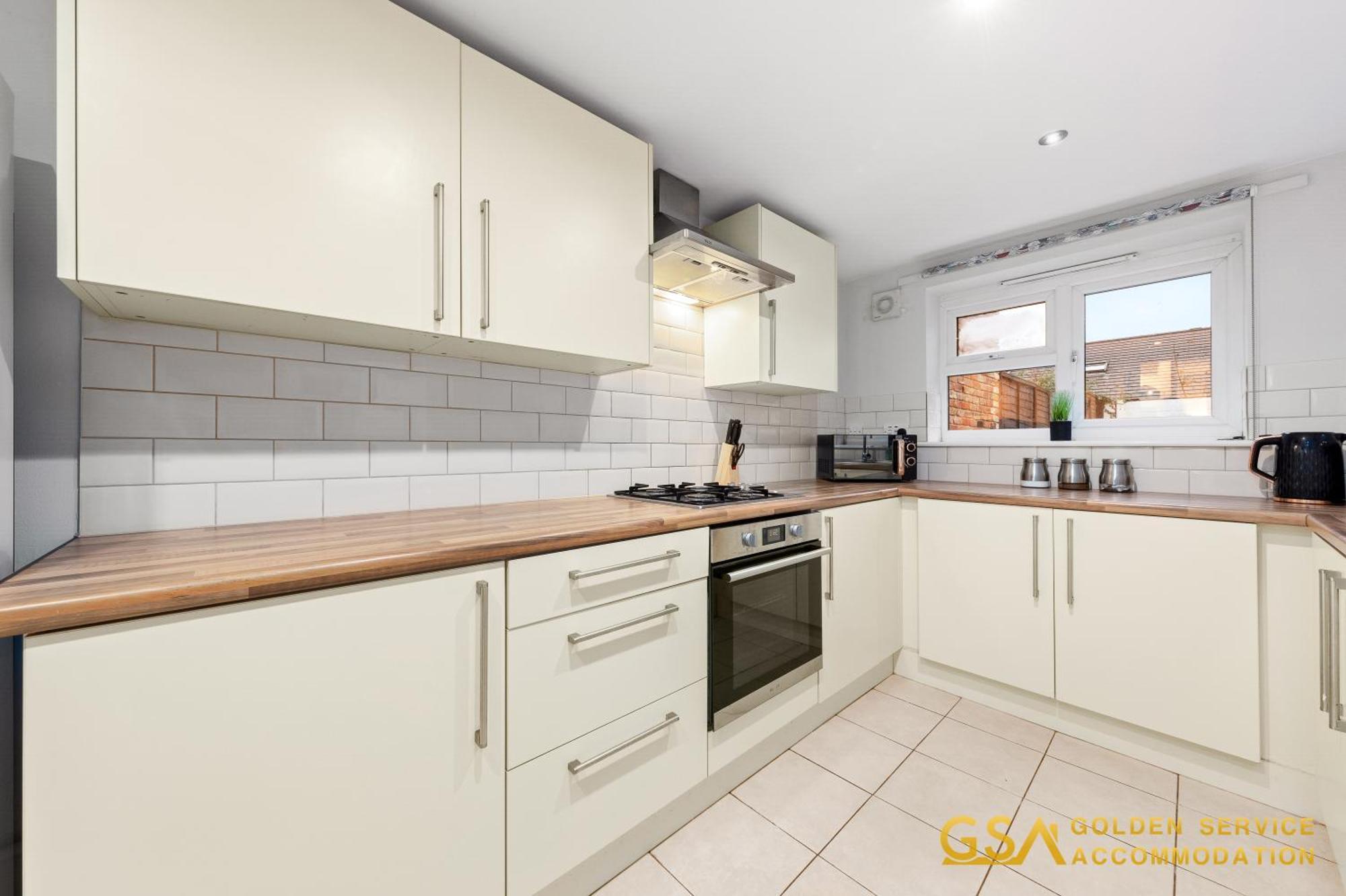Holiday home 3 Bed In Forest Gate - Waltham Forest *