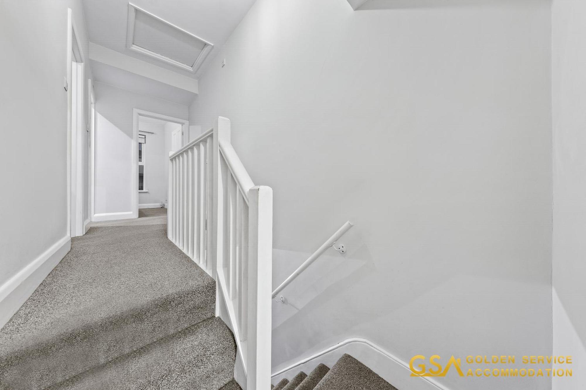 3 Bed In Forest Gate - Waltham Forest London