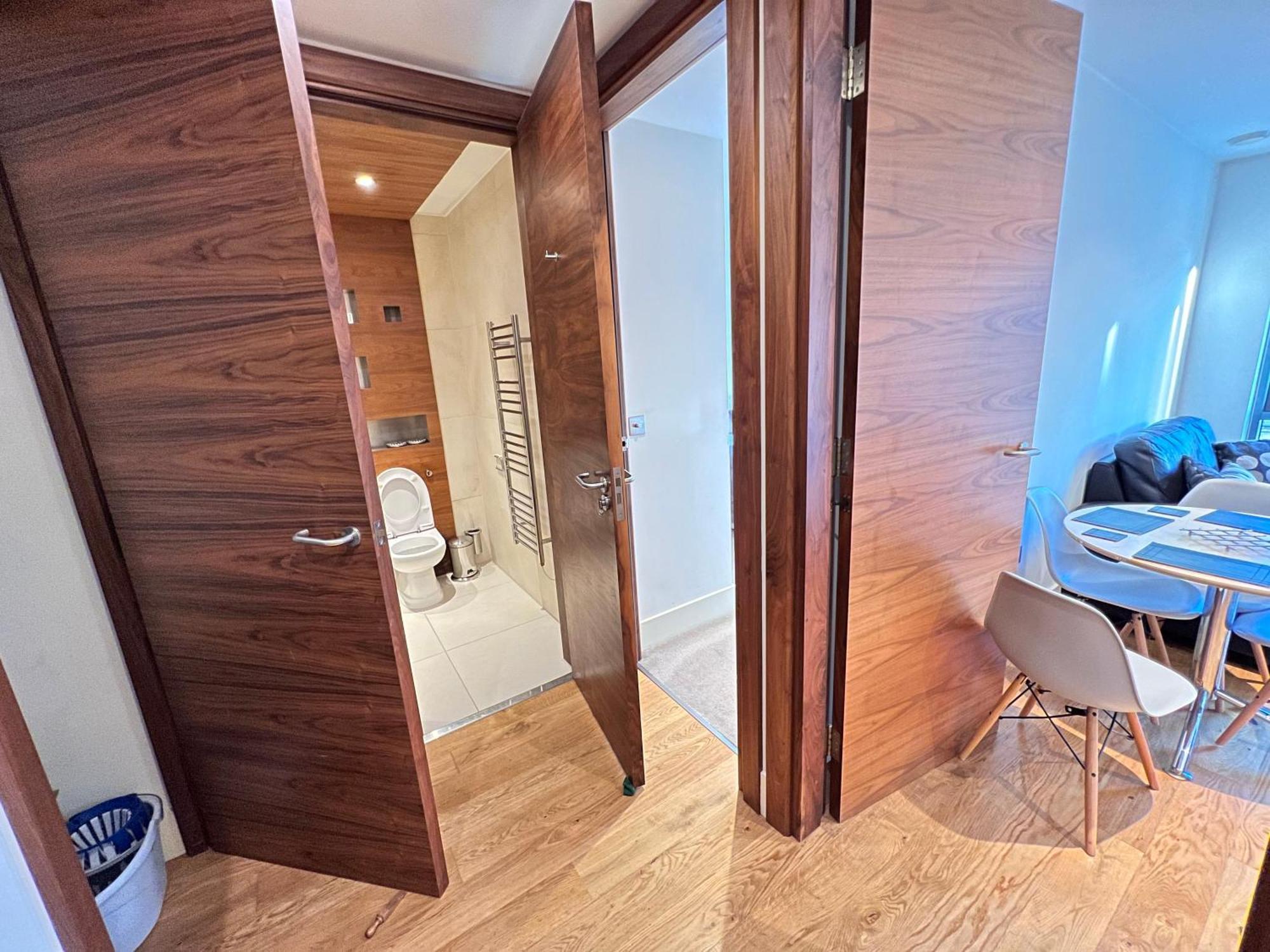 Deluxe Entire Flat At Farringdon Station * London