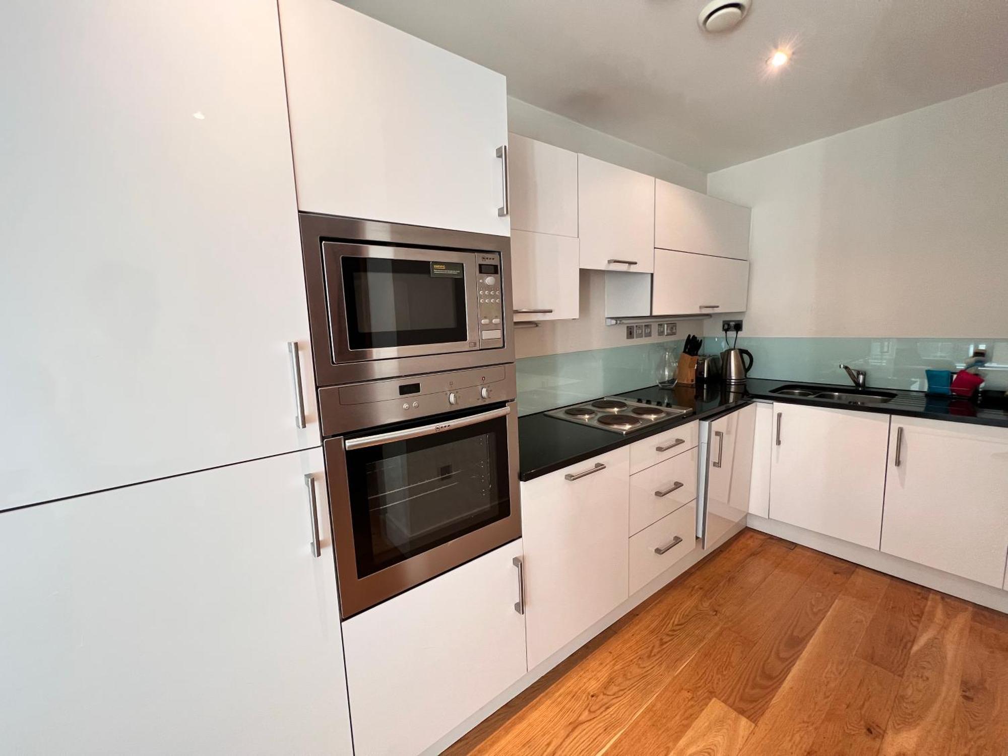 Deluxe Entire Flat At Farringdon Station Apartment *