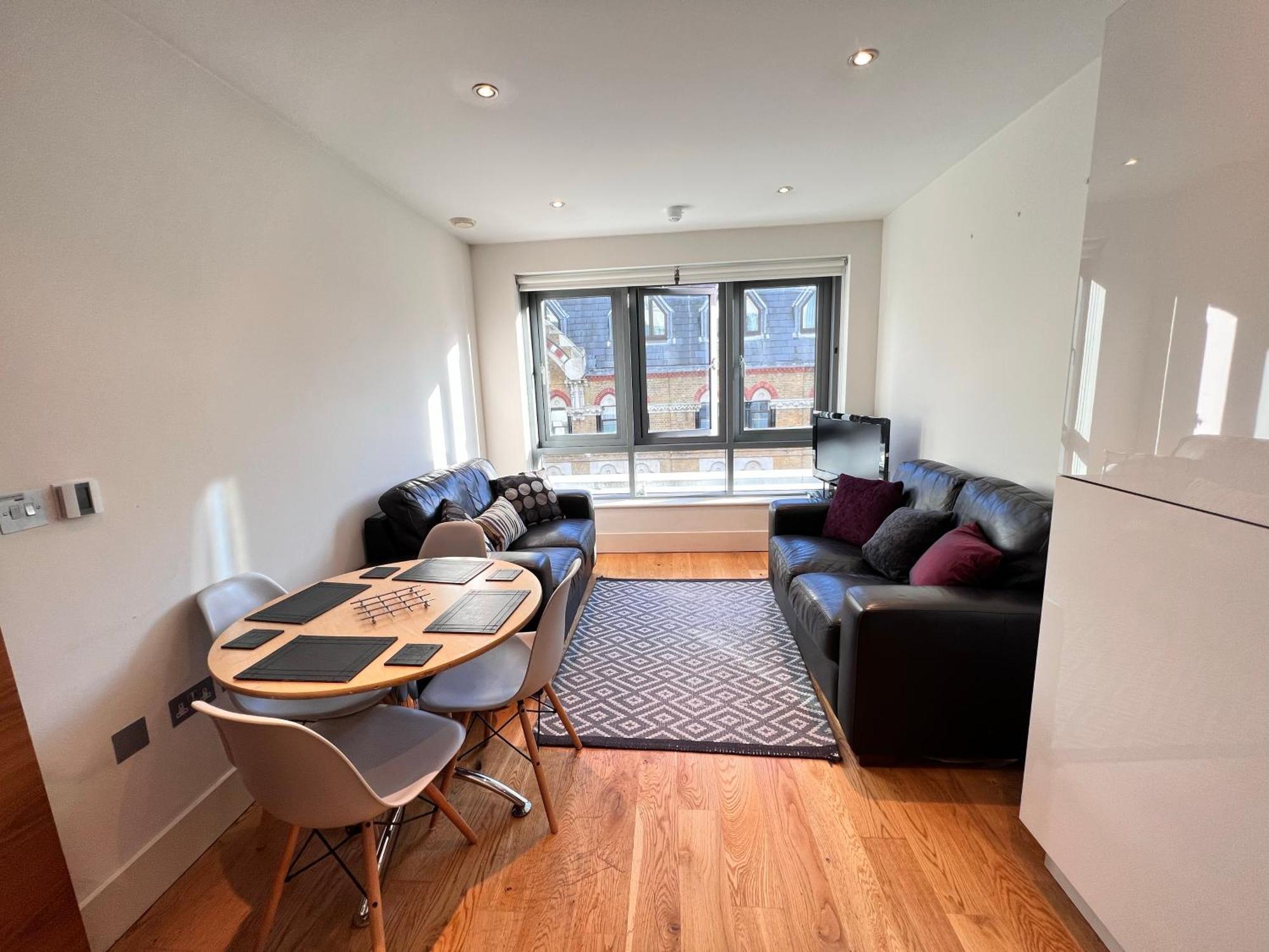 Deluxe Entire Flat At Farringdon Station