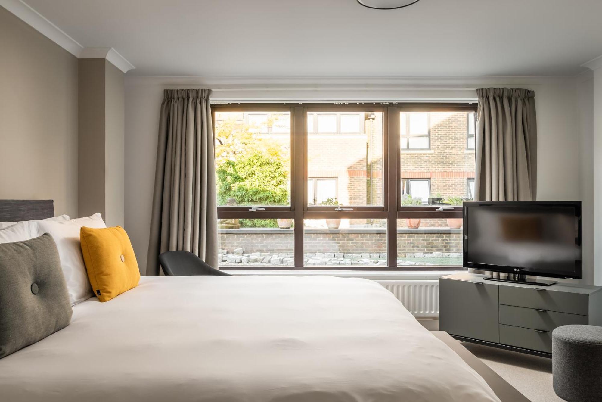 Monarch House - Serviced - Kensington *