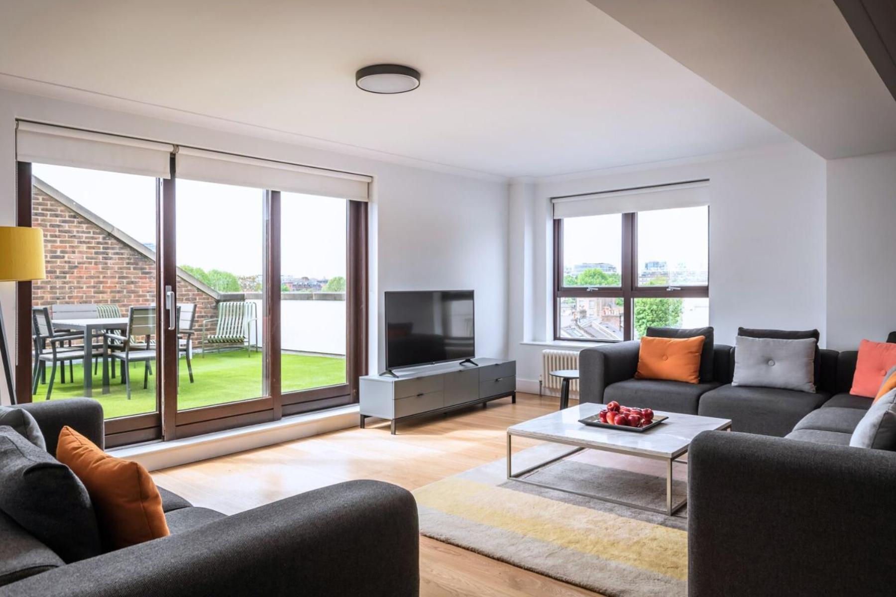 Monarch House - Serviced - Kensington