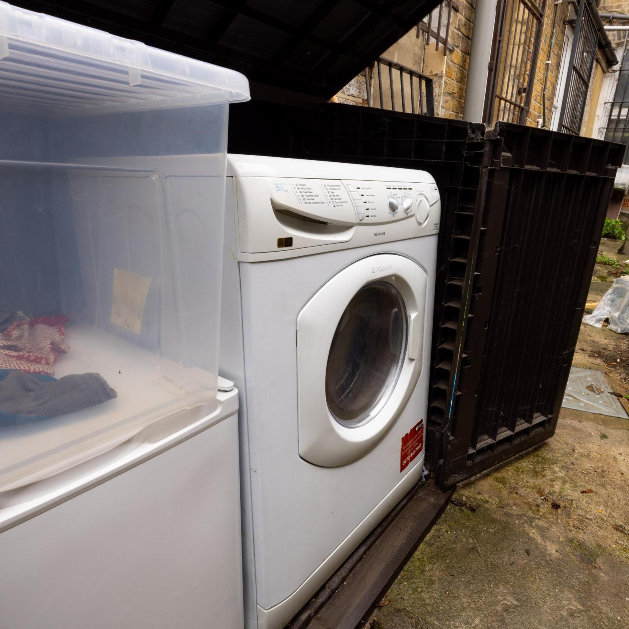 1bd Near Olympic Park, East * Londres