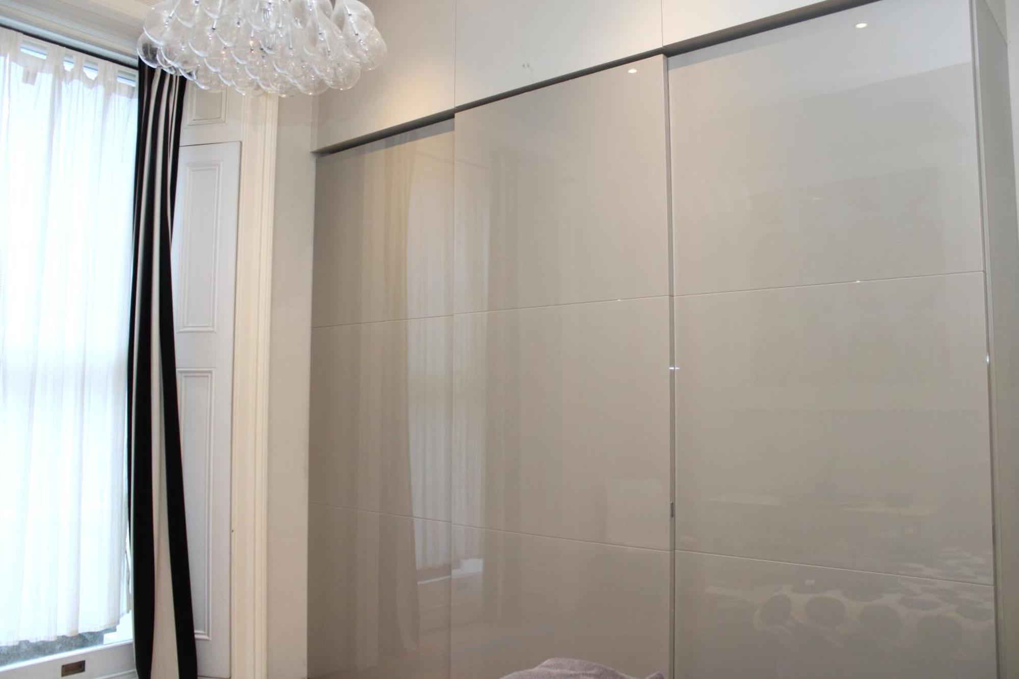 Apartment Modernized South Kensington