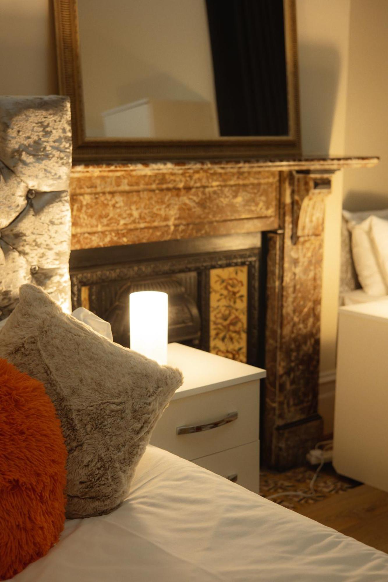 Victorian Woods Bed & Breakfast London
