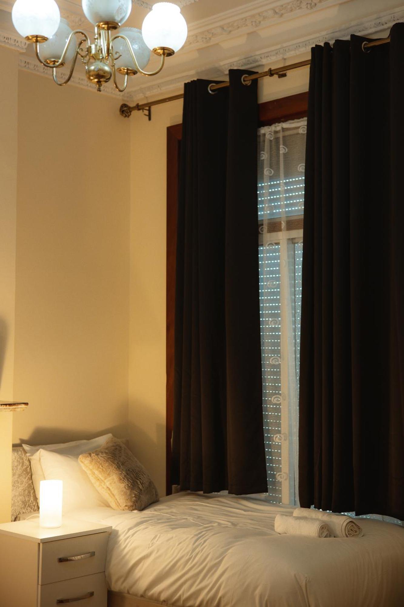 Bed & Breakfast Victorian Woods London