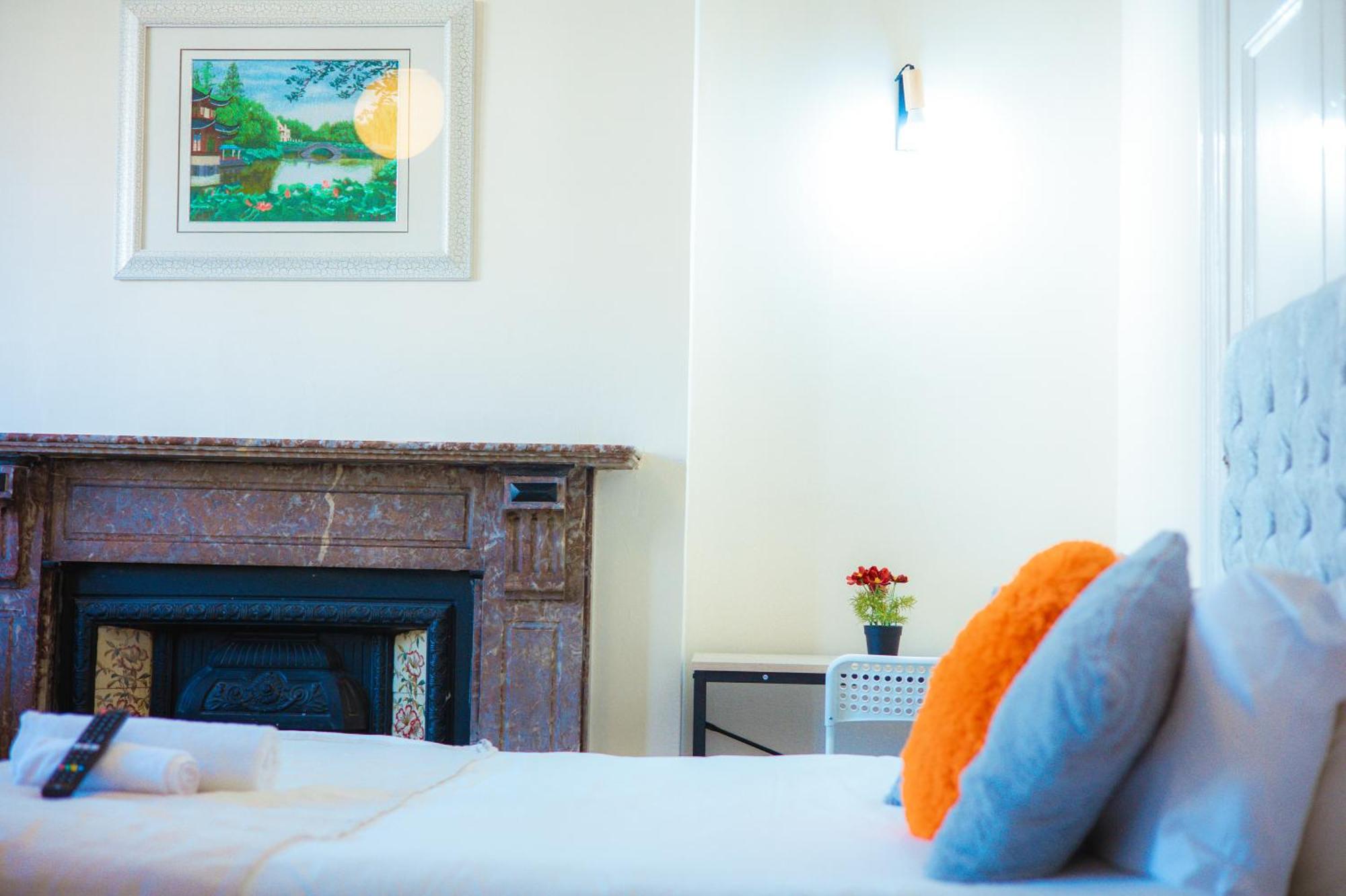 Bed & Breakfast Victorian Woods London