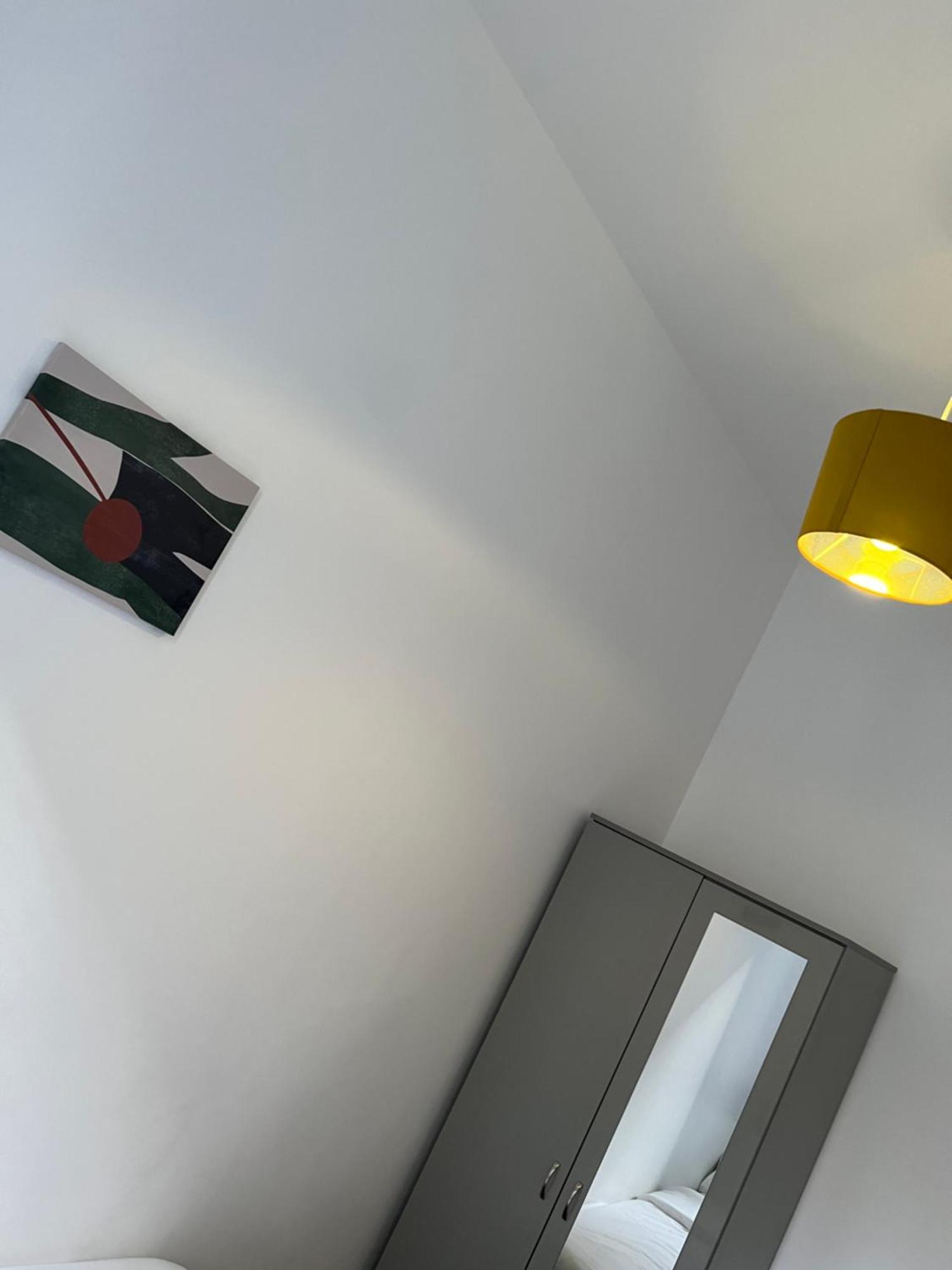 Apartamento Spacious 2 Bedroom In Woolwich Arsenal Londres