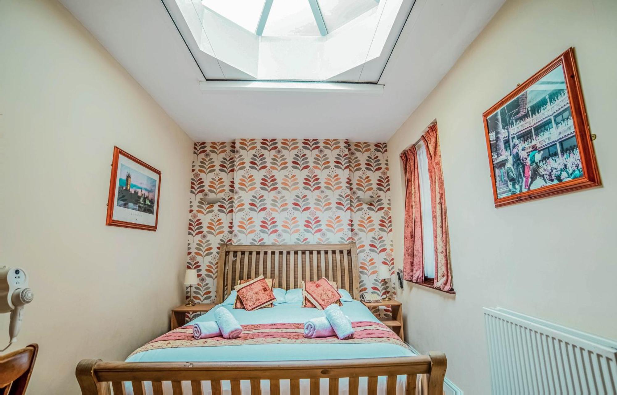 Hotel Shakespeare London