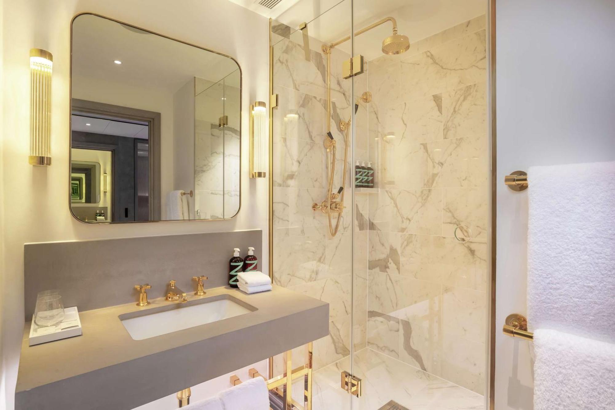 Hart Shoreditch London, Curio Collection By Hilton London