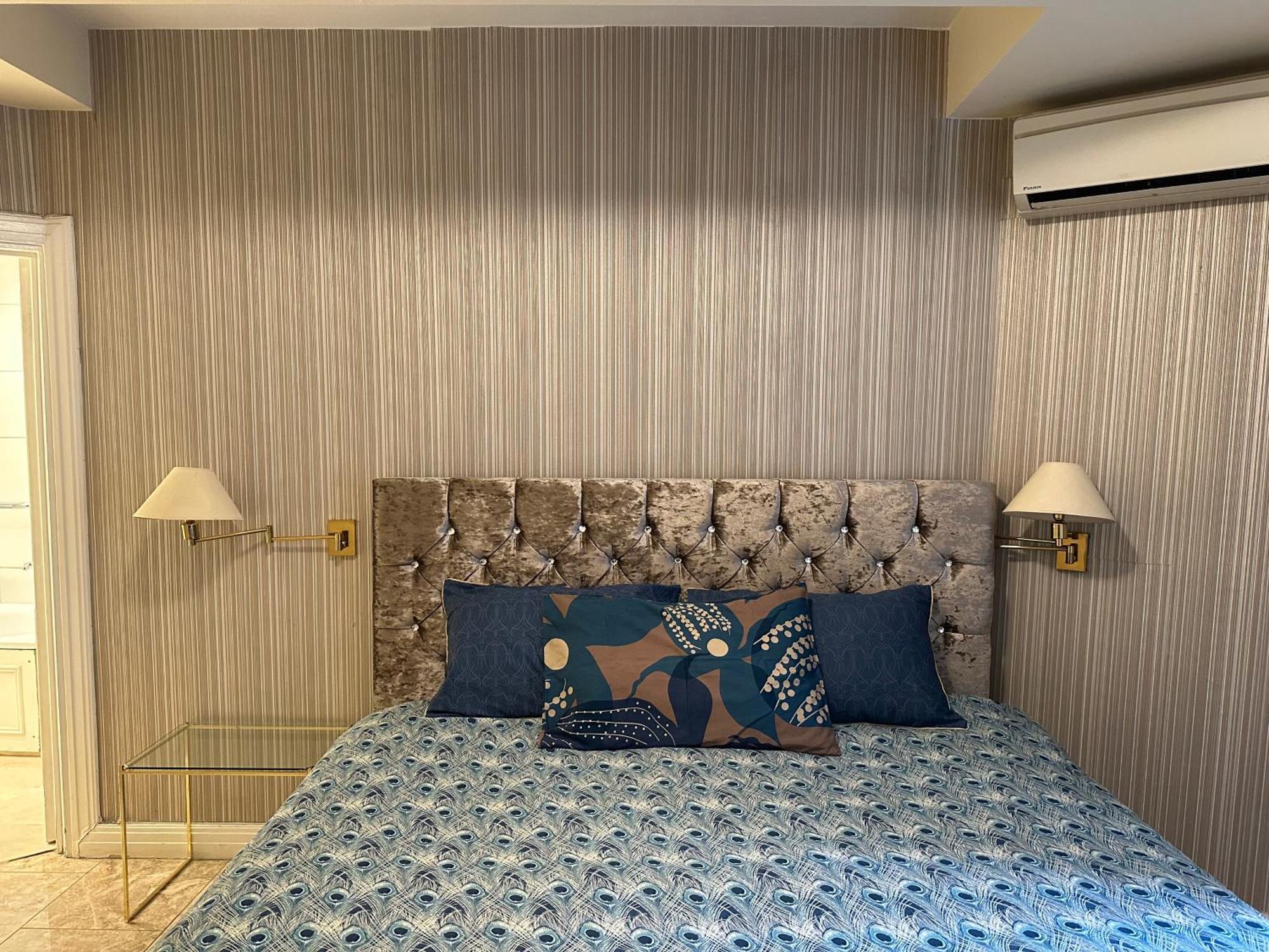 Prime Location - 2 Beds 3 Bath Flat Knightsbridge Apartment *