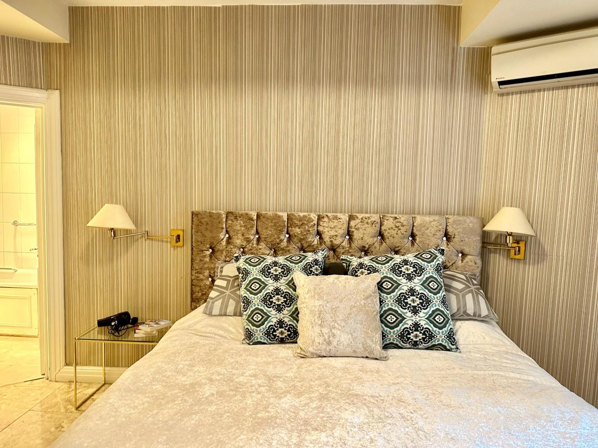 Apartment Prime Location - 2 Beds 3 Bath Flat Knightsbridge *