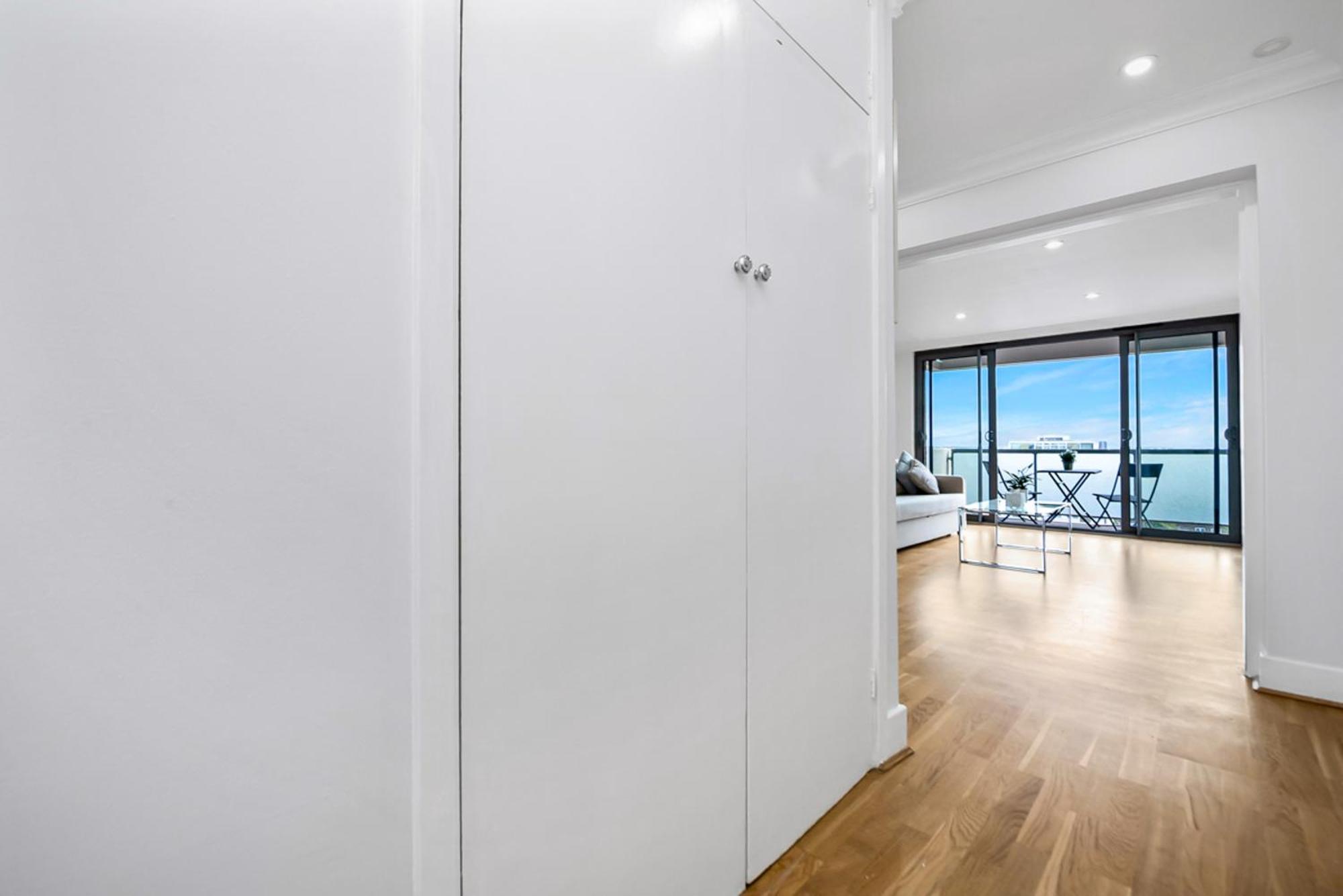 Stunning Flat On King's Road, Chelsea With Balcony Apartment London