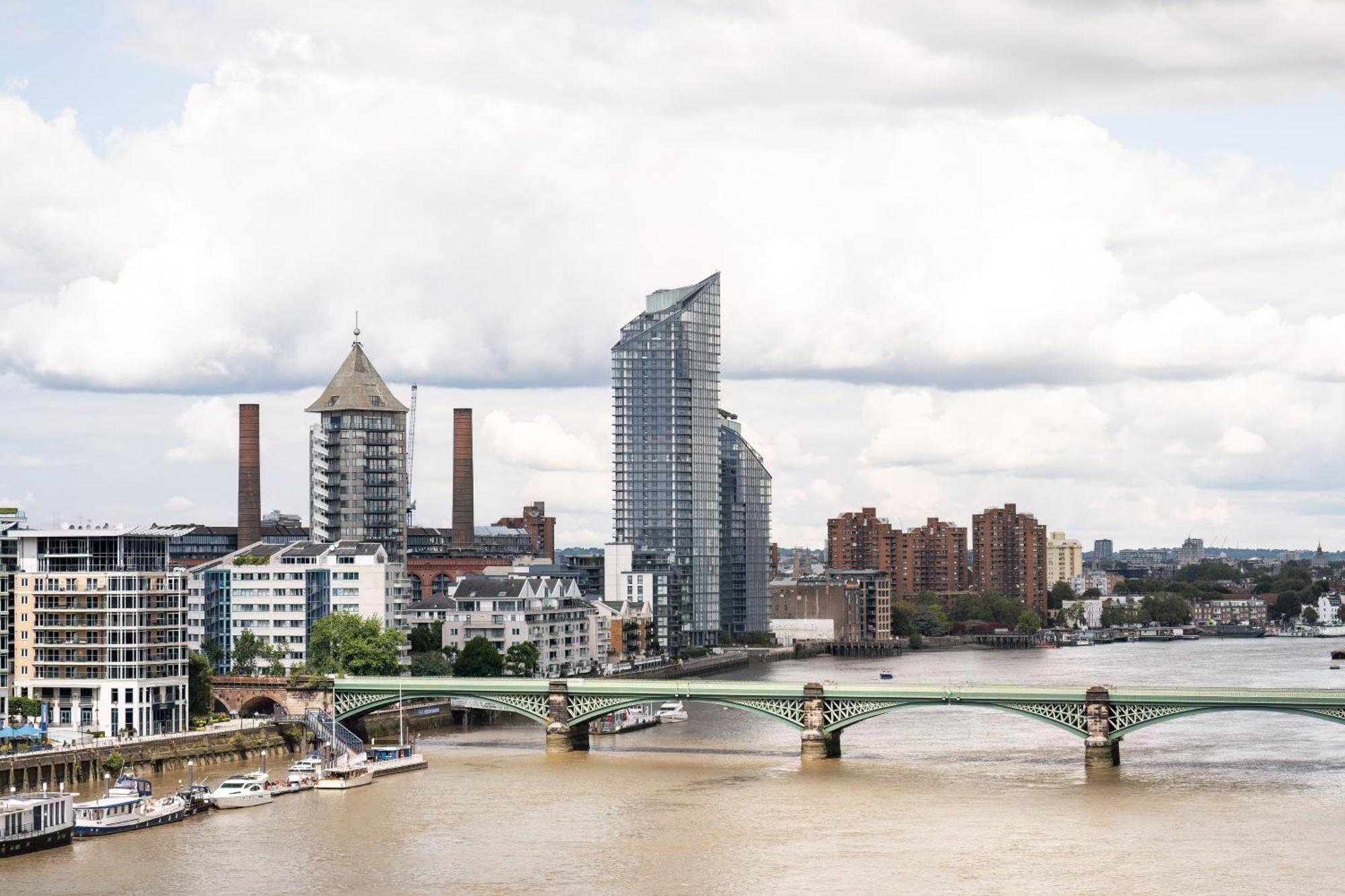 Apartamento Livestay-stunning With Private Balcony & River Views Londres