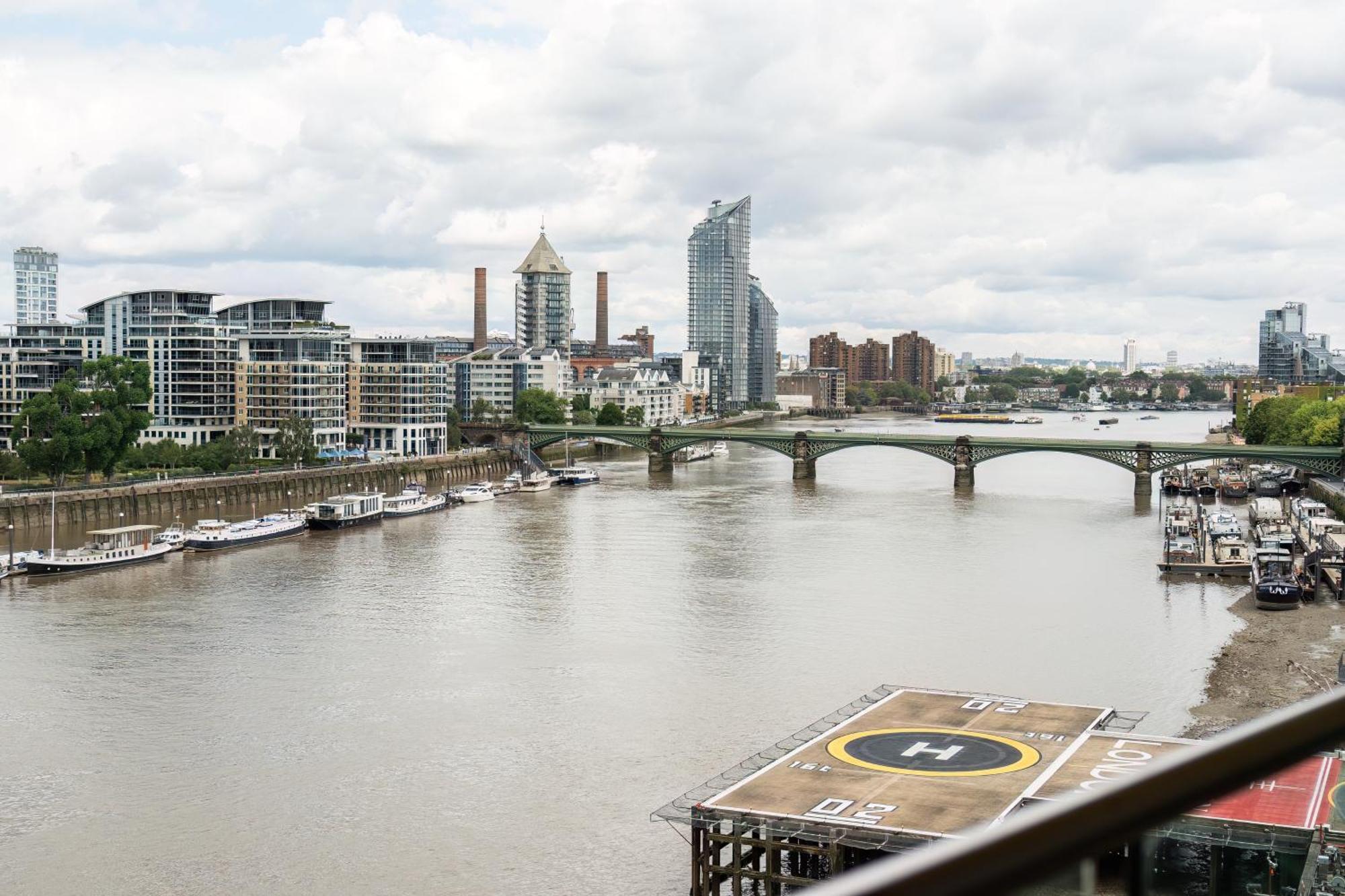 Apartamento Livestay-stunning With Private Balcony & River Views Londres