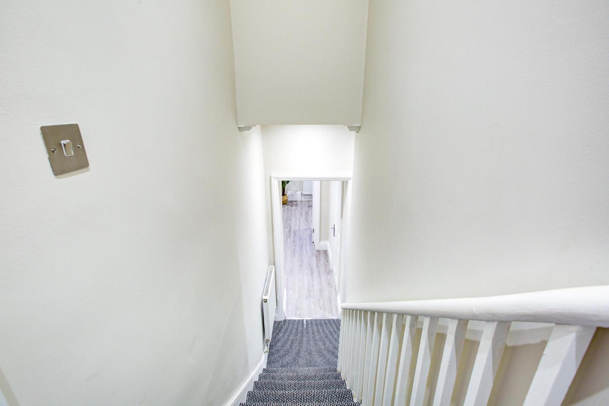 Apartment Hybrid Resi - London, Battersea Near Power Station