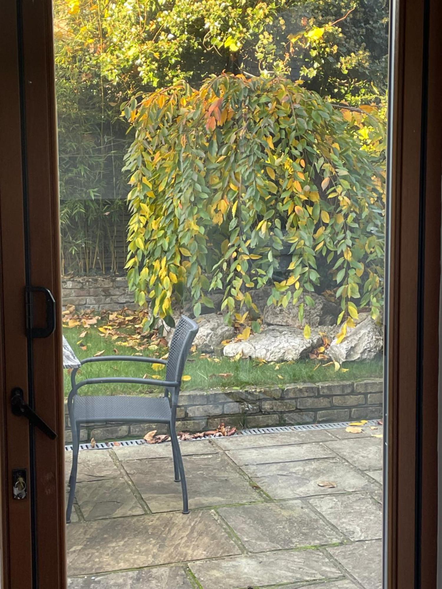 Apartment Orlando Road London
